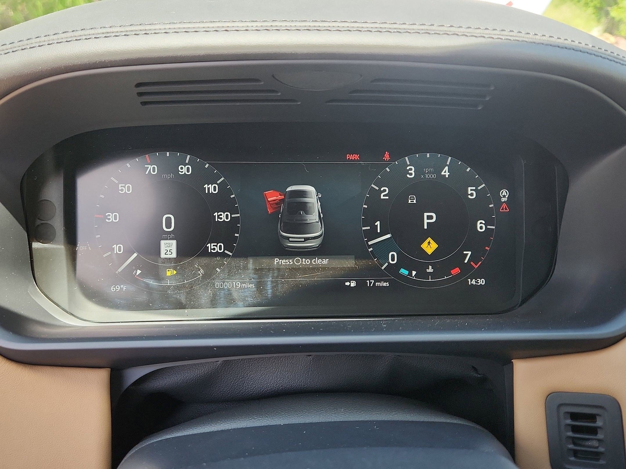 2026 Land Rover Discovery Tempest Edition - Photo 19