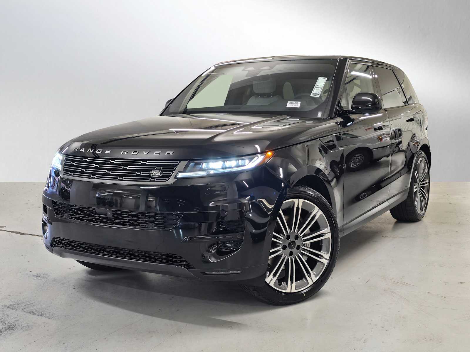 2026 Land Rover Range Rover Sport P360 SE MHEV's photo