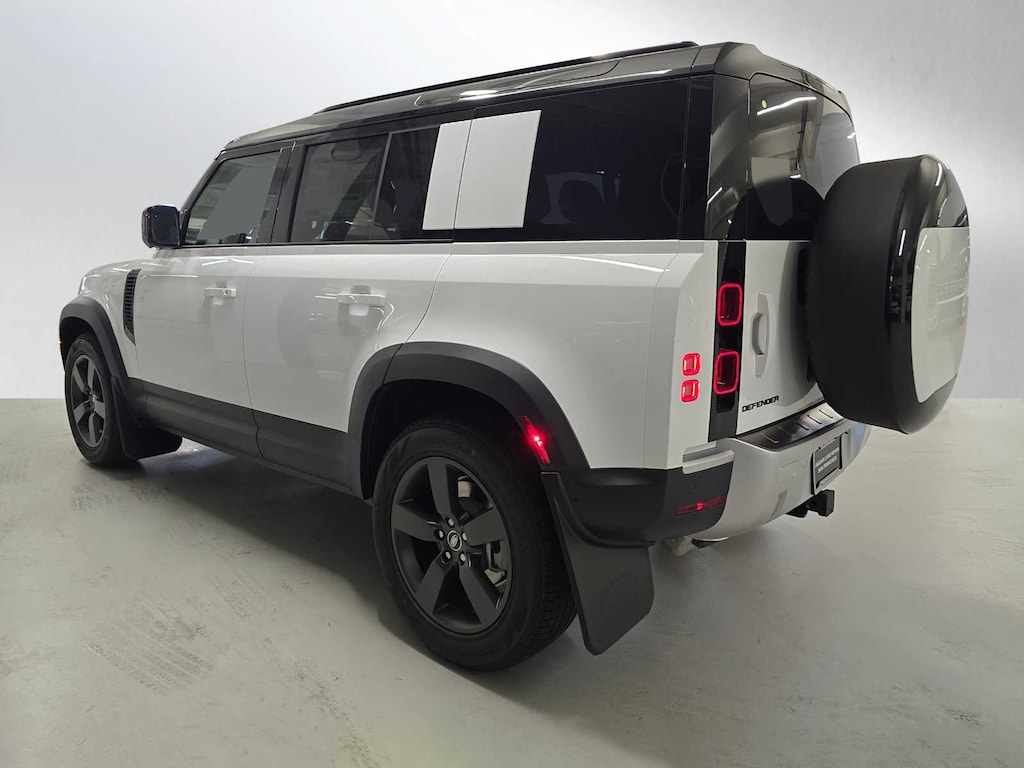 New 2025 Land Rover Defender 110 S SUV