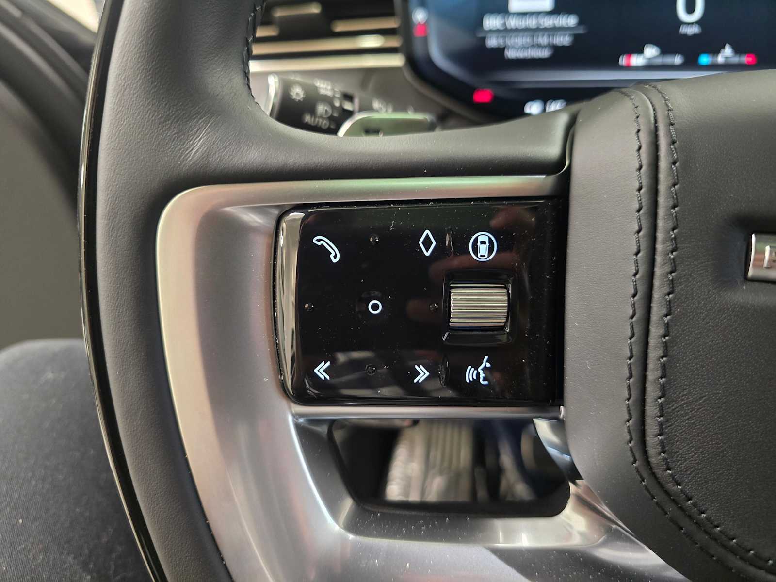 2026 Land Rover Range Rover SE - Photo 30