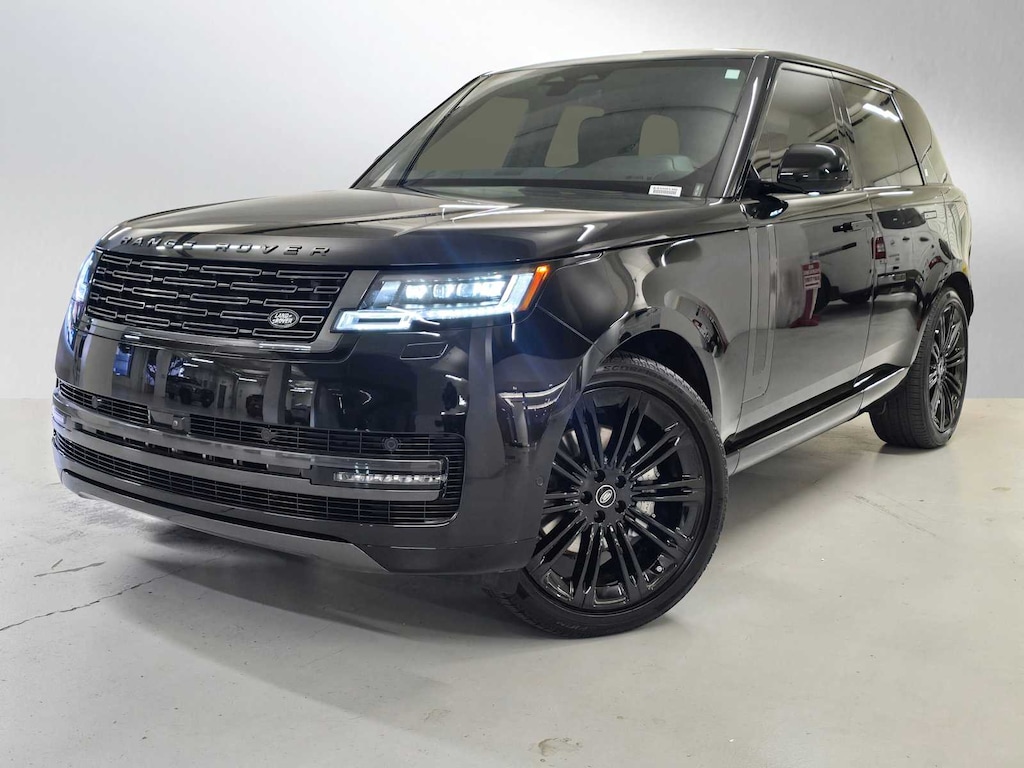 New 2025 Land Rover Range Rover SE SUV