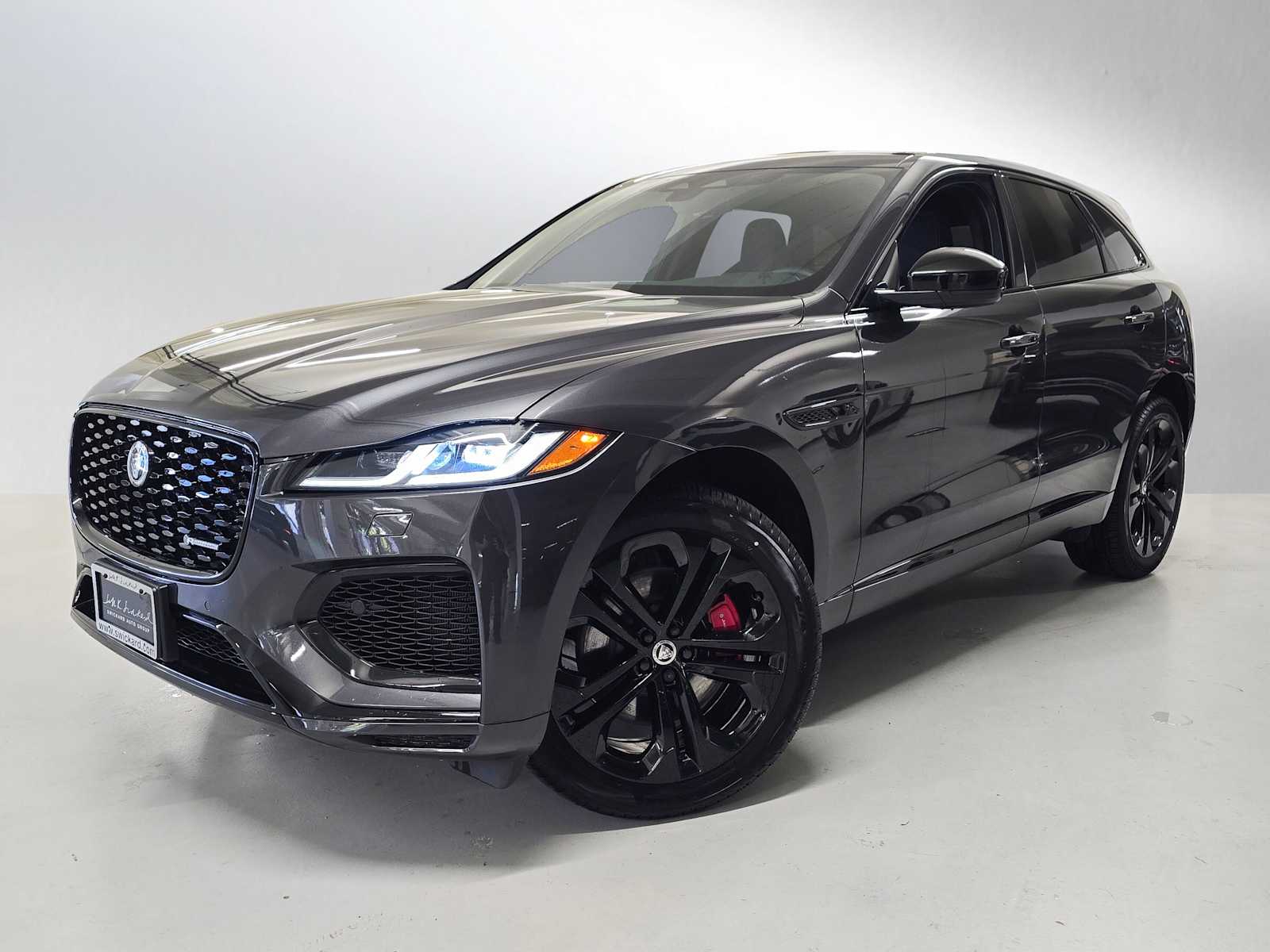 2024 Jaguar F-PACE P400 R-Dynamic S photo 3