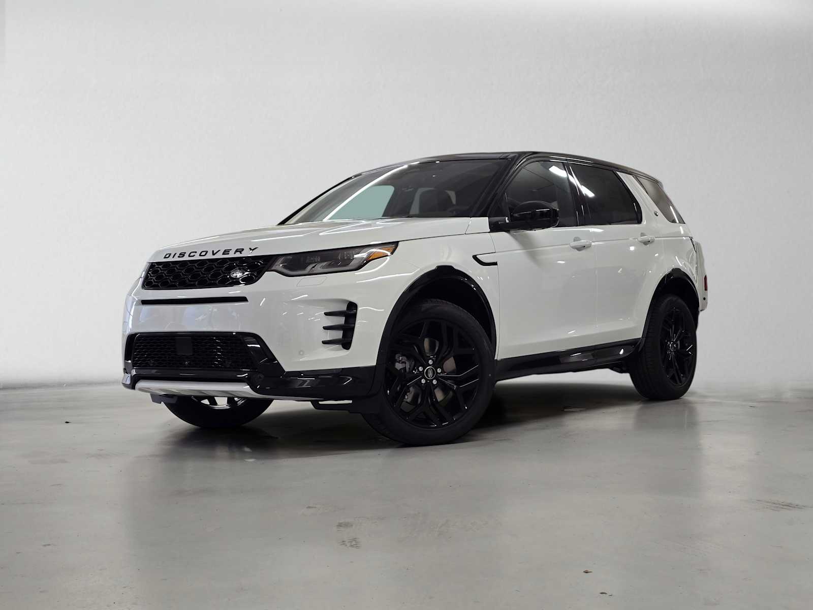 2026 Land Rover Discovery Sport Landmark | CarEdge