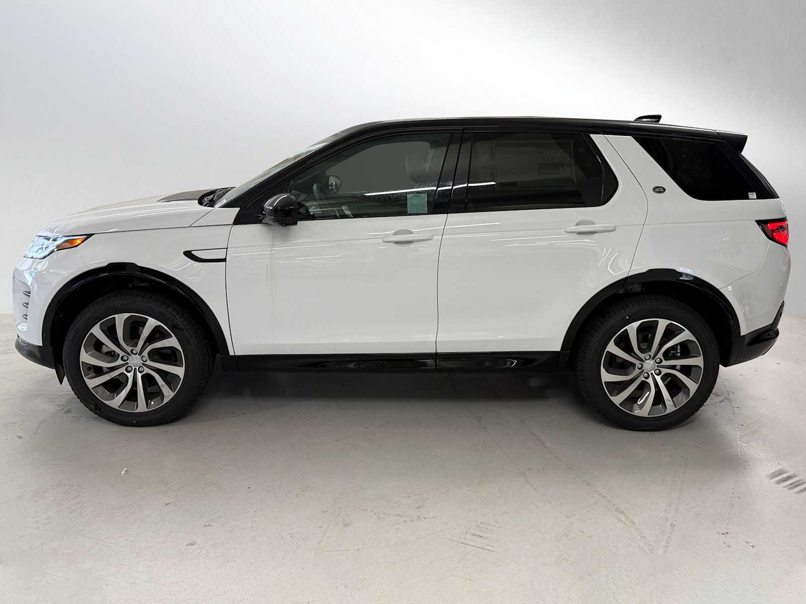 Used 2025 Land Rover Discovery Sport Dynamic SE with VIN SALCL2FX2SH356631 for sale in San Francisco, CA