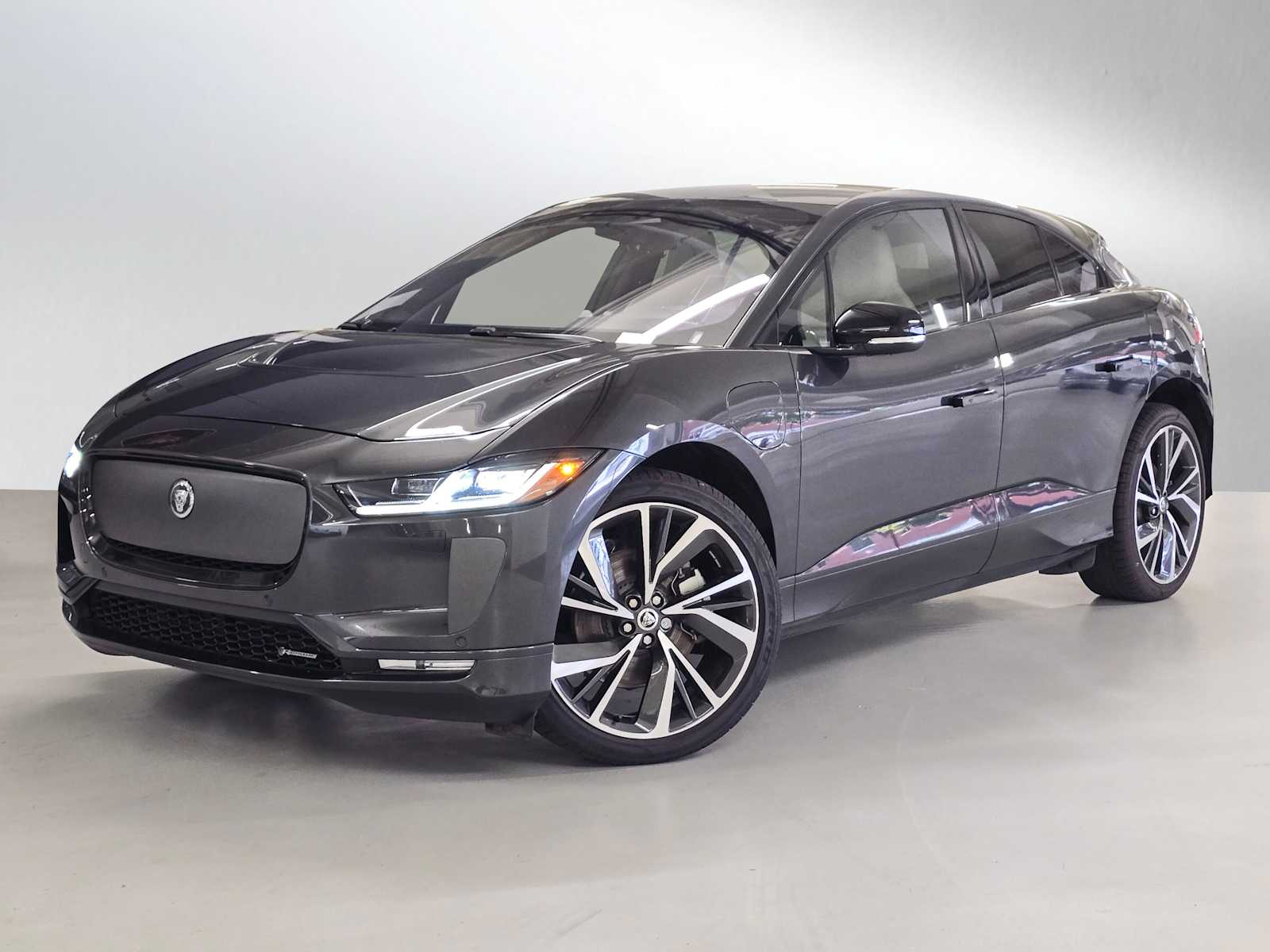 2024 Jaguar I-PACE HSE photo 3
