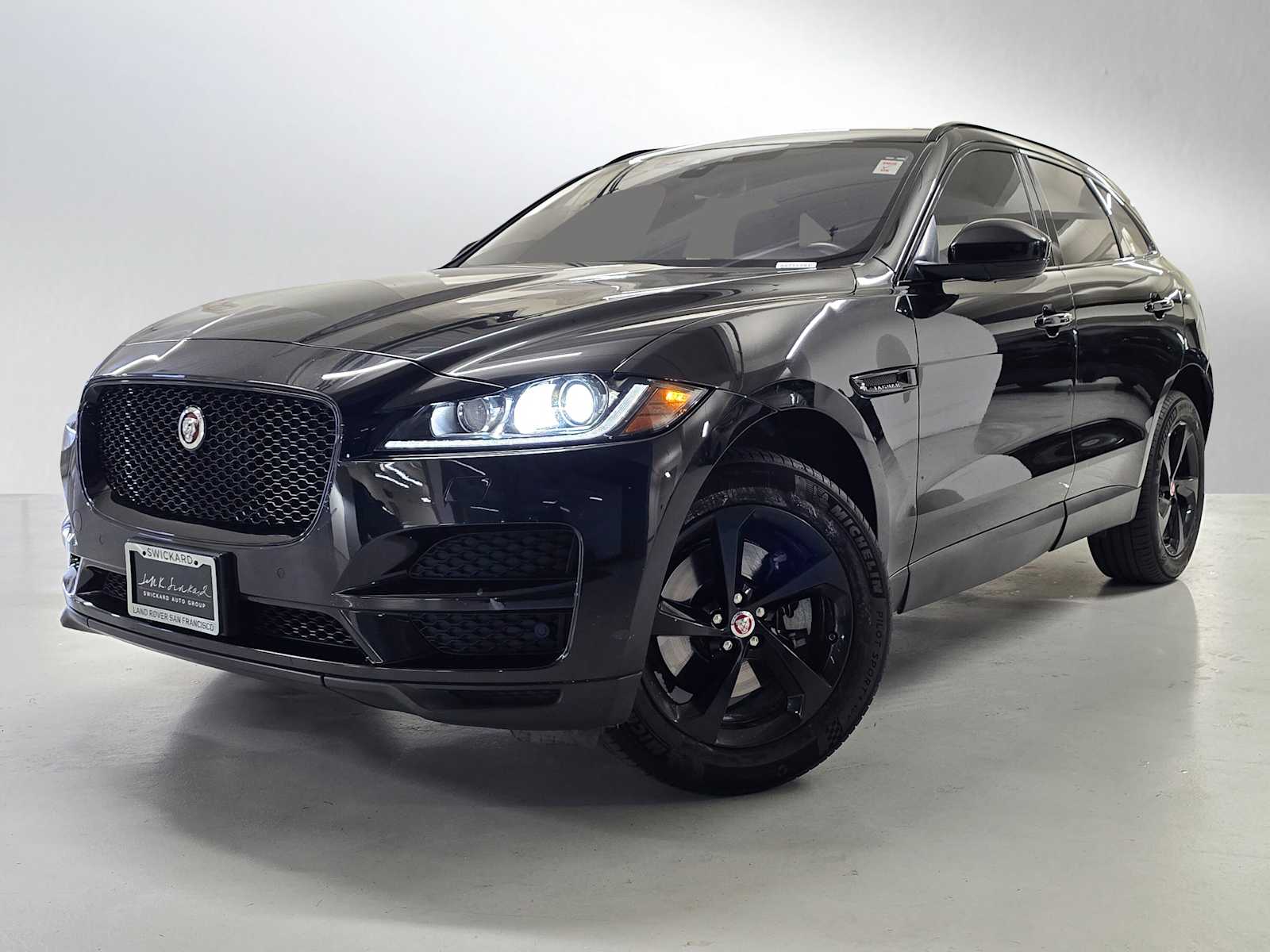 2018 Jaguar F-PACE Prestige