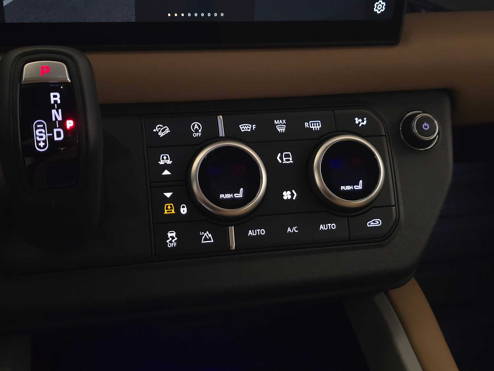 2025 Land Rover Defender X - Photo 27