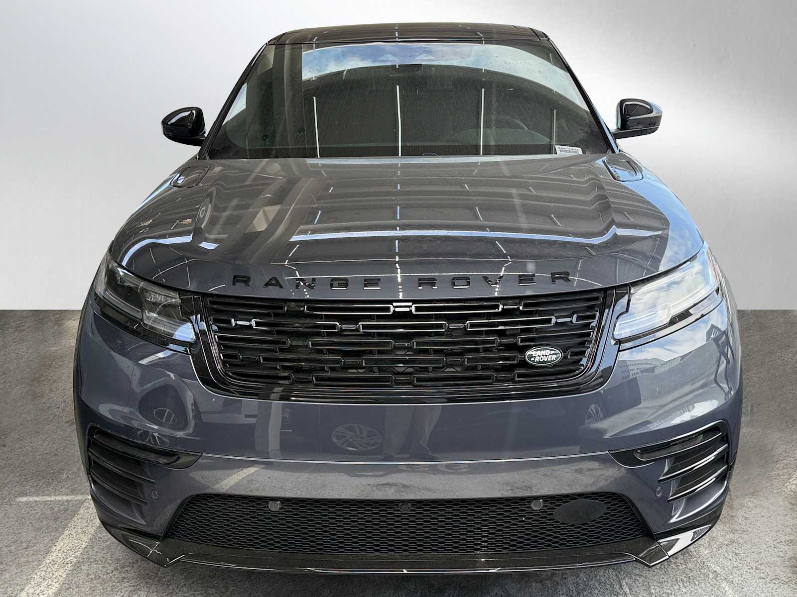 Image 5 of 2025 Land Rover Range Velar P400 Dynamic SE SUV
