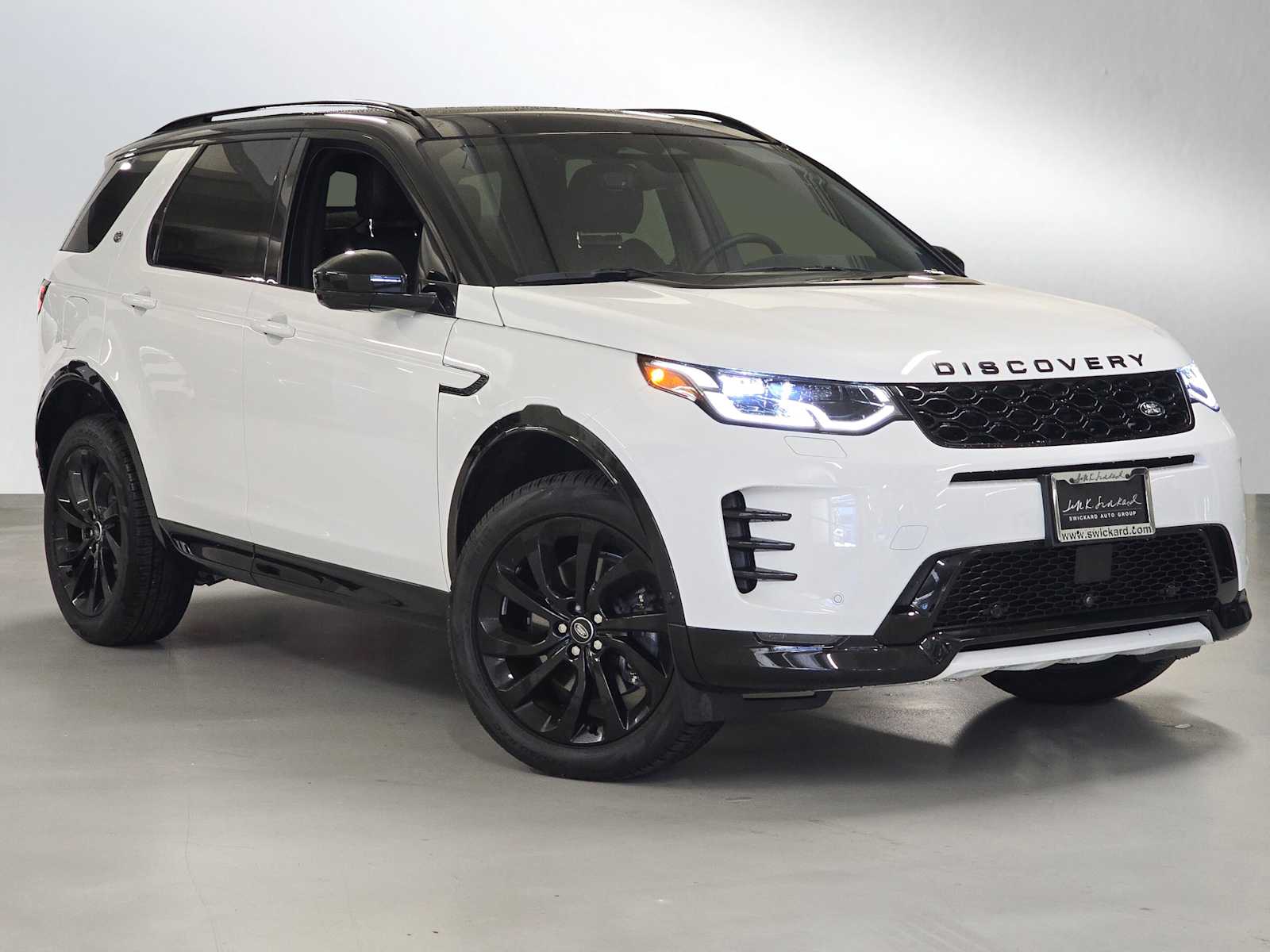 2025 Land Rover Discovery Sport Dynamic SE