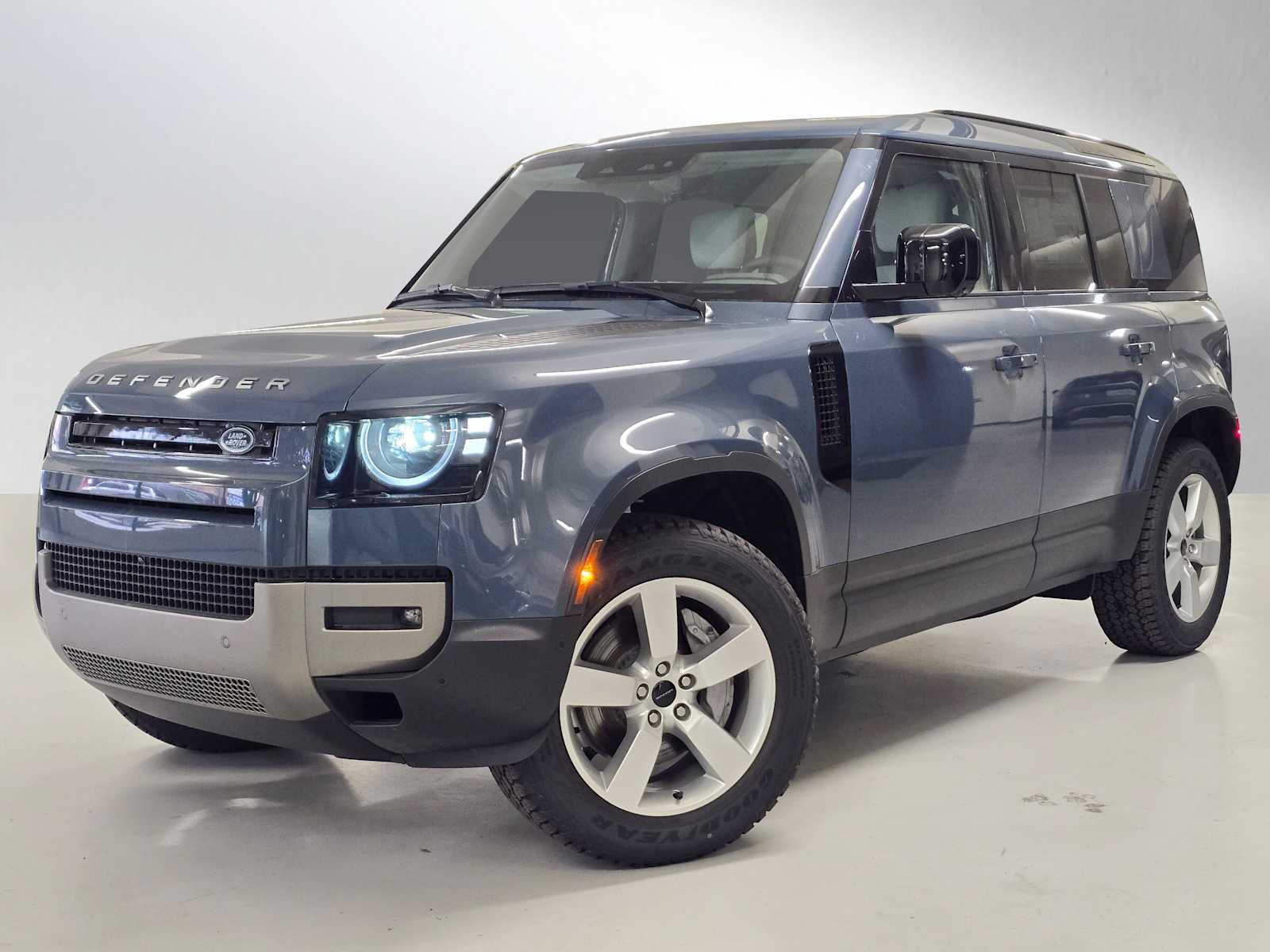 2026 Land Rover Defender