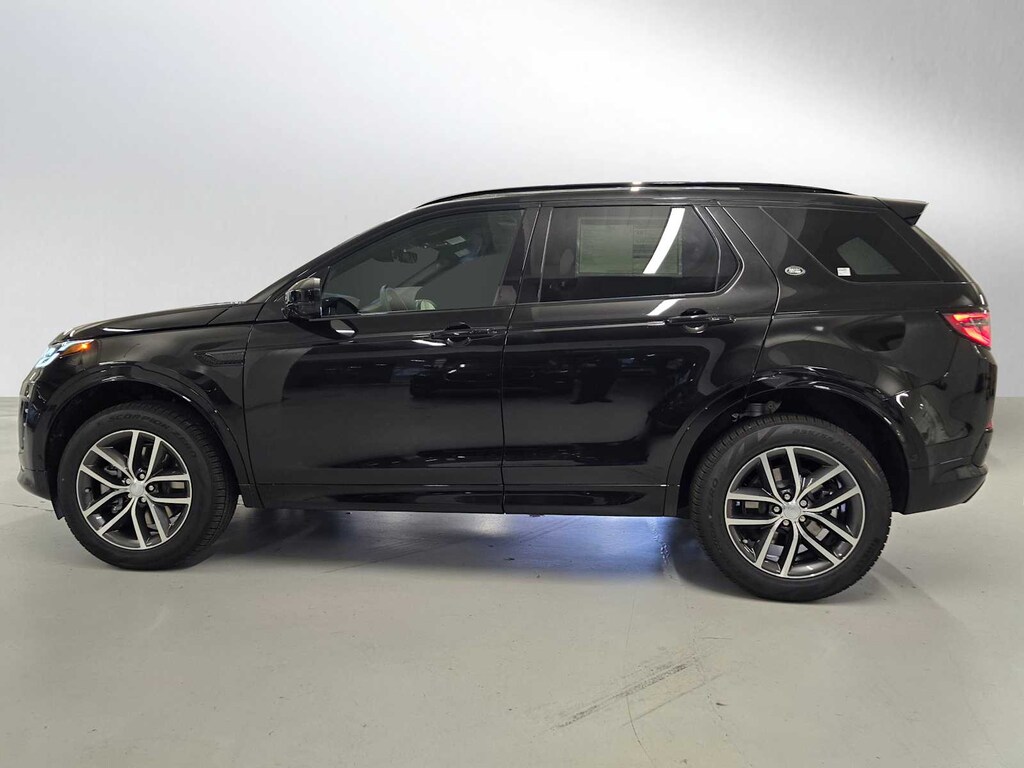 New 2025 Land Rover Discovery Sport Dynamic SE 4WD