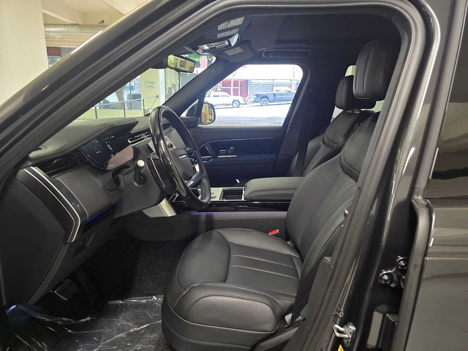 2026 Land Rover Range Rover SE - Photo 22
