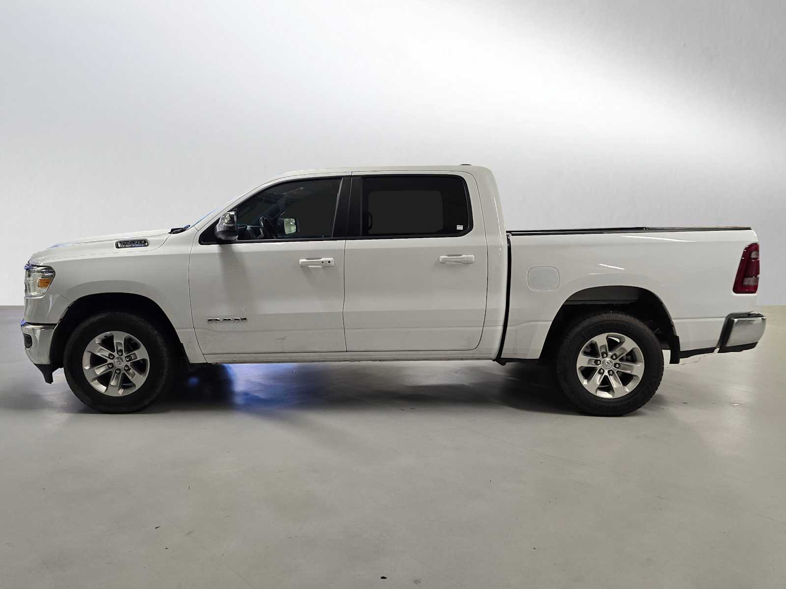 2024 Ram 1500 Laramie photo 2