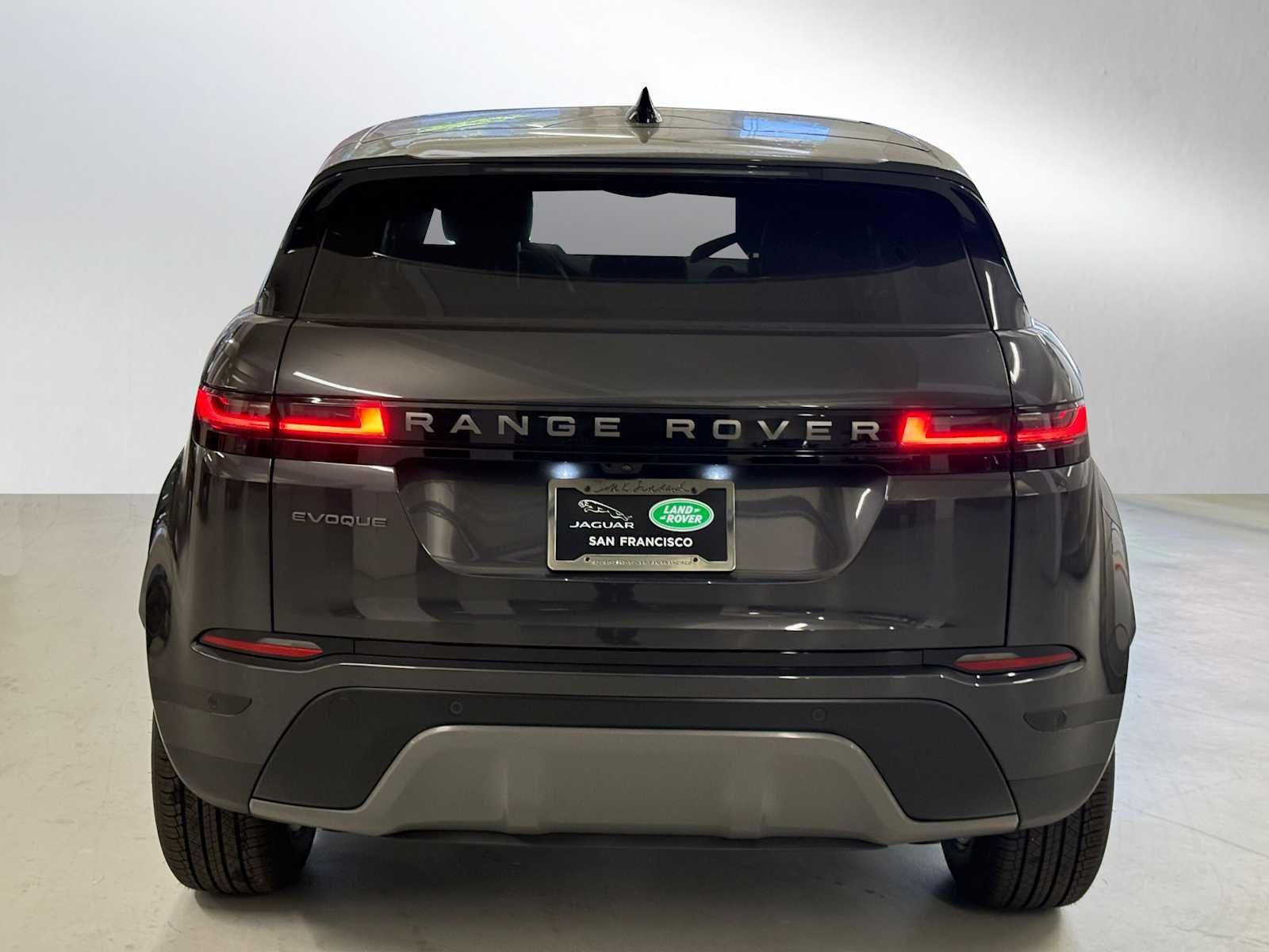 2026 Land Rover Range Rover Evoque S photo 4
