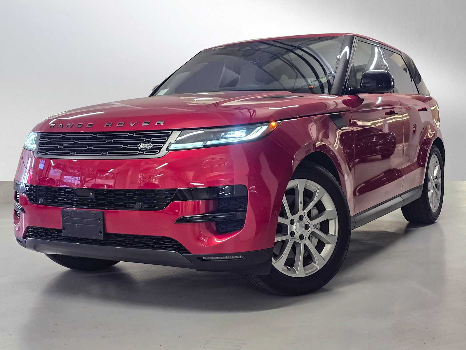 2025 Land Rover Range Rover Sport P360 SE MHEV's photo