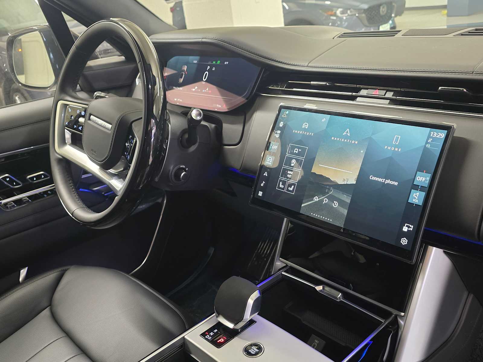 2026 Land Rover Range Rover SE - Photo 10
