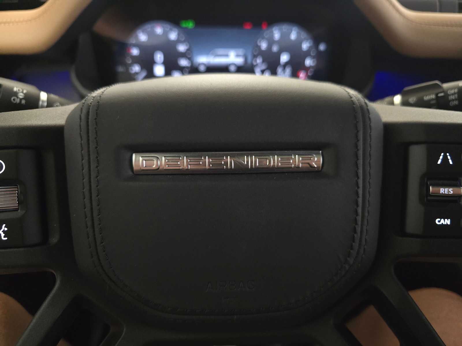 2025 Land Rover Defender X - Photo 24