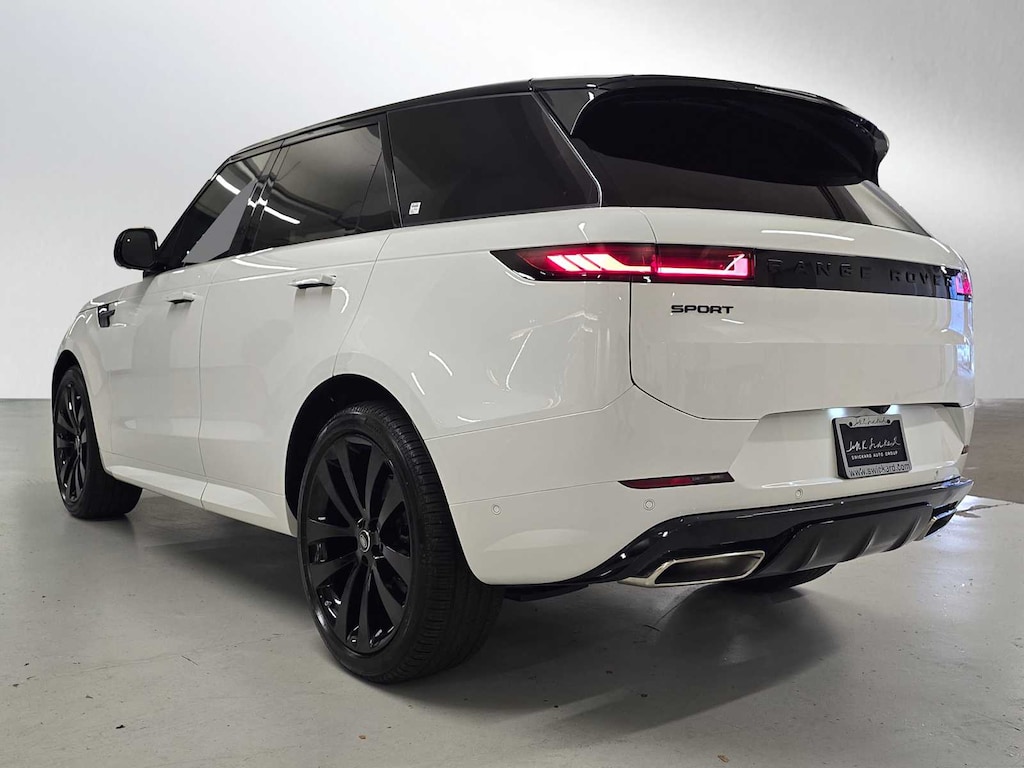 New 2025 Land Rover Range Rover Sport Dynamic SE