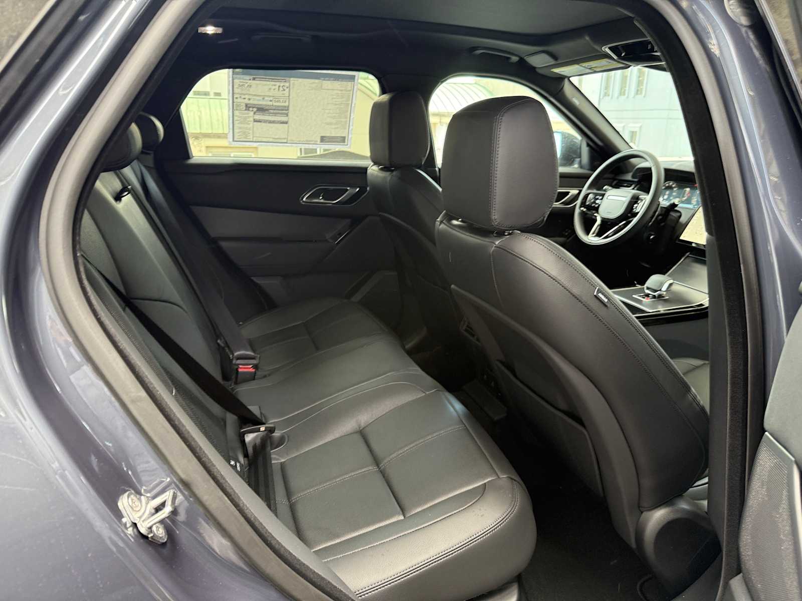 Image 9 of 2025 Land Rover Range Velar P400 Dynamic SE SUV