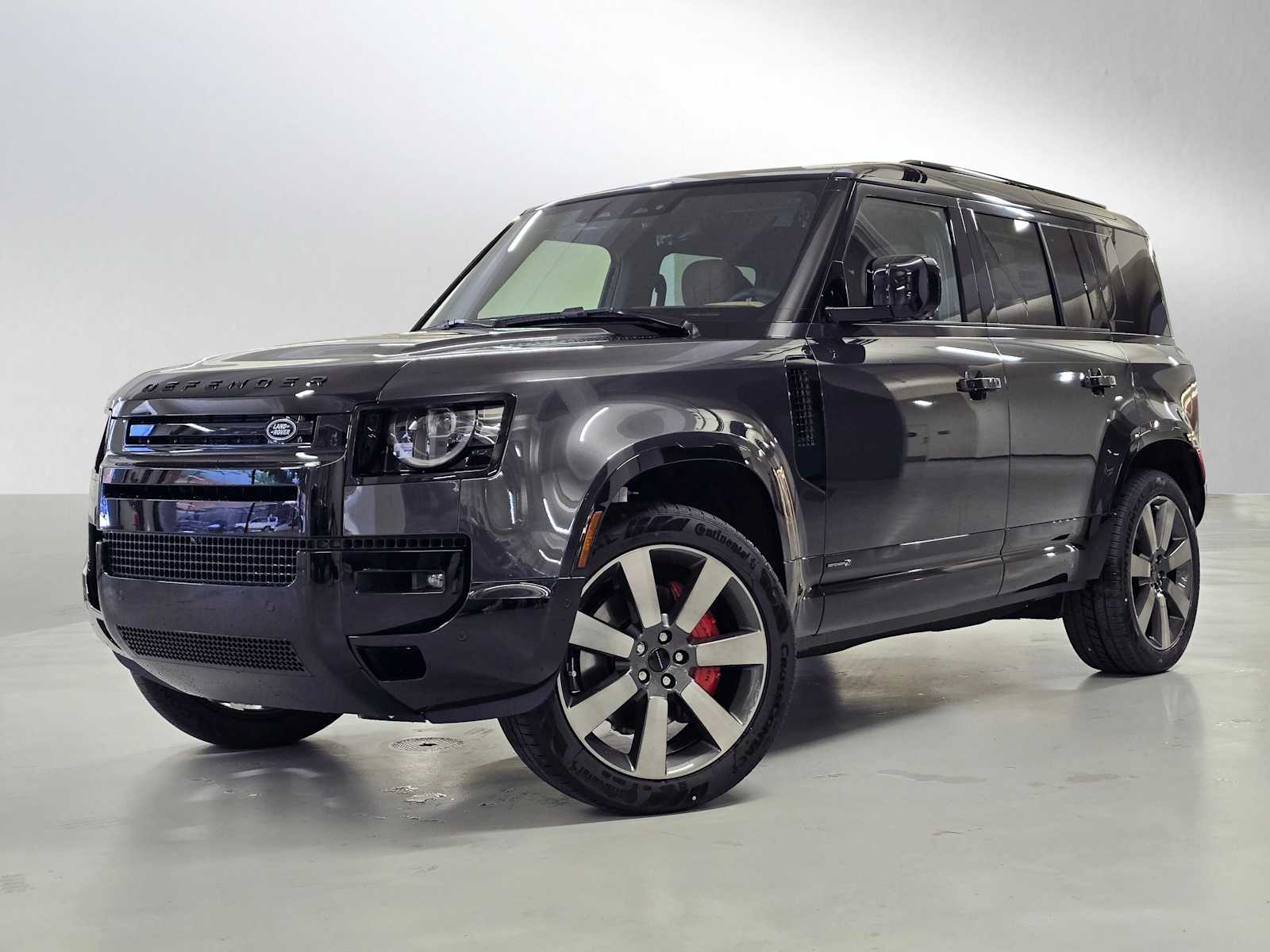 2026 Land Rover Defender 110 X P400's photo