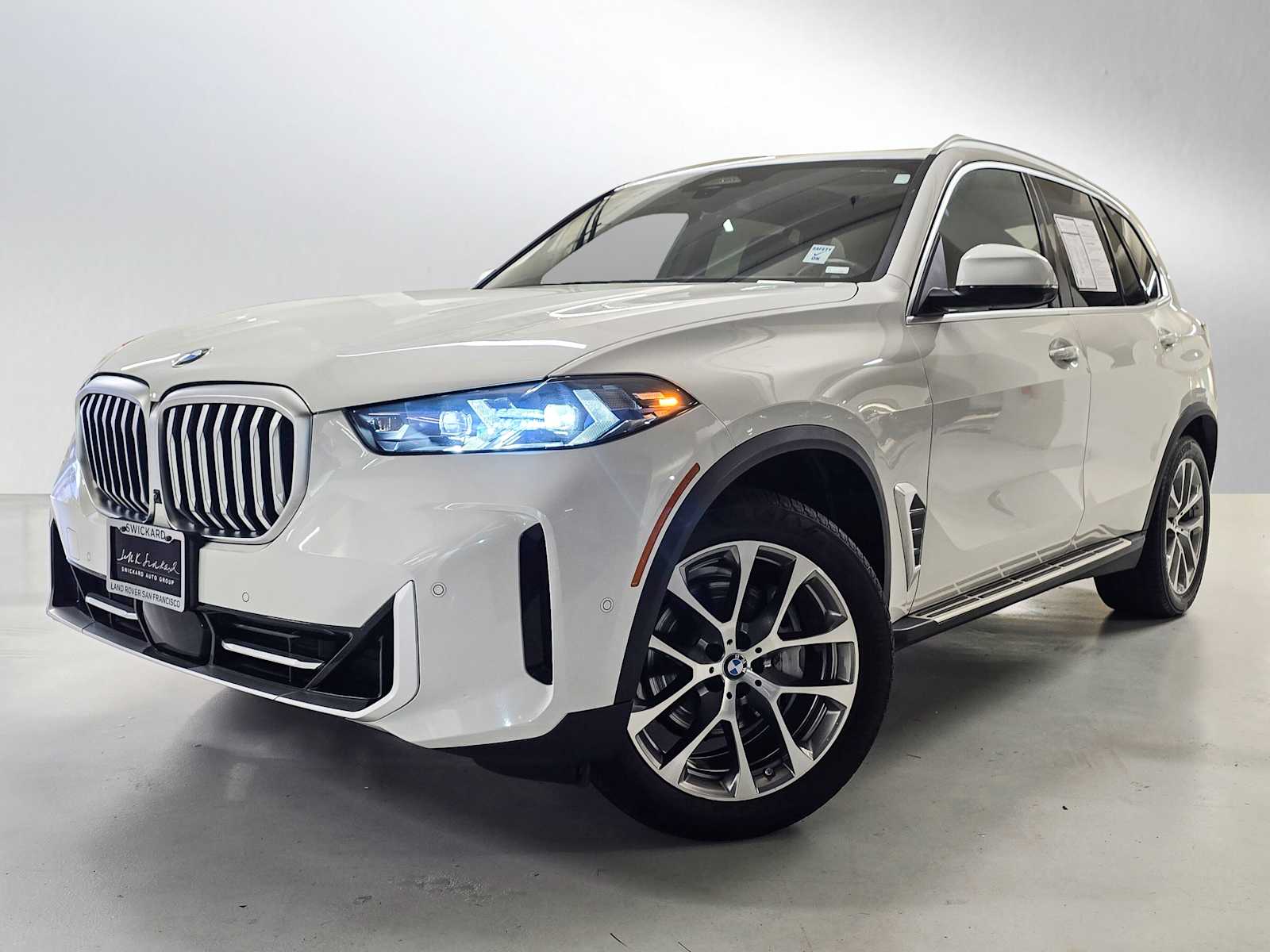 2024 BMW X5 40i's photo