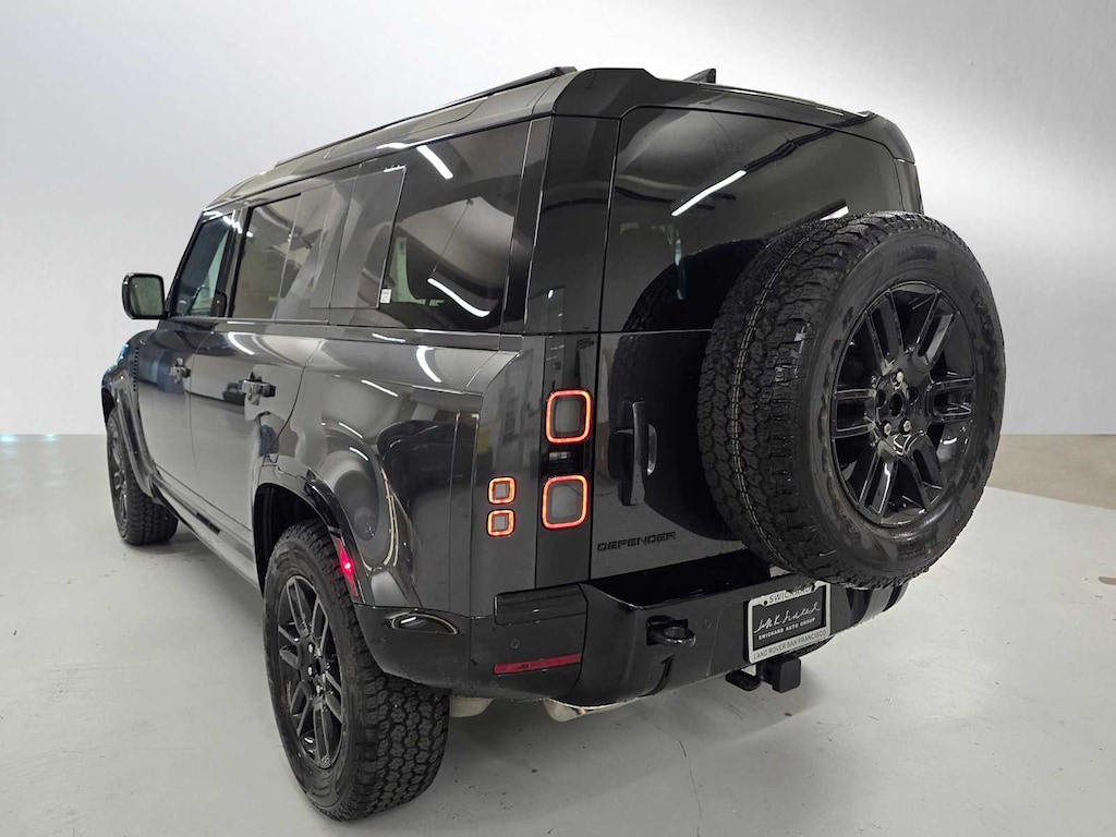 New 2026 Land Rover Defender 110 X-Dynamic SE SUV