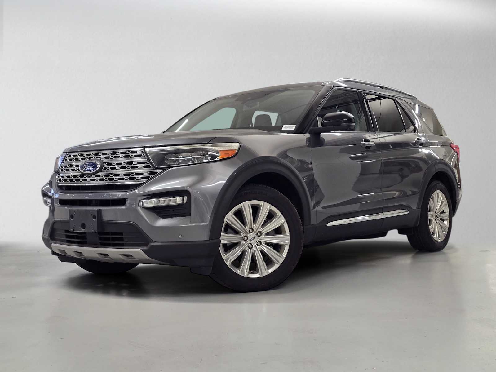 2022 Ford Explorer Limited HEV's photo