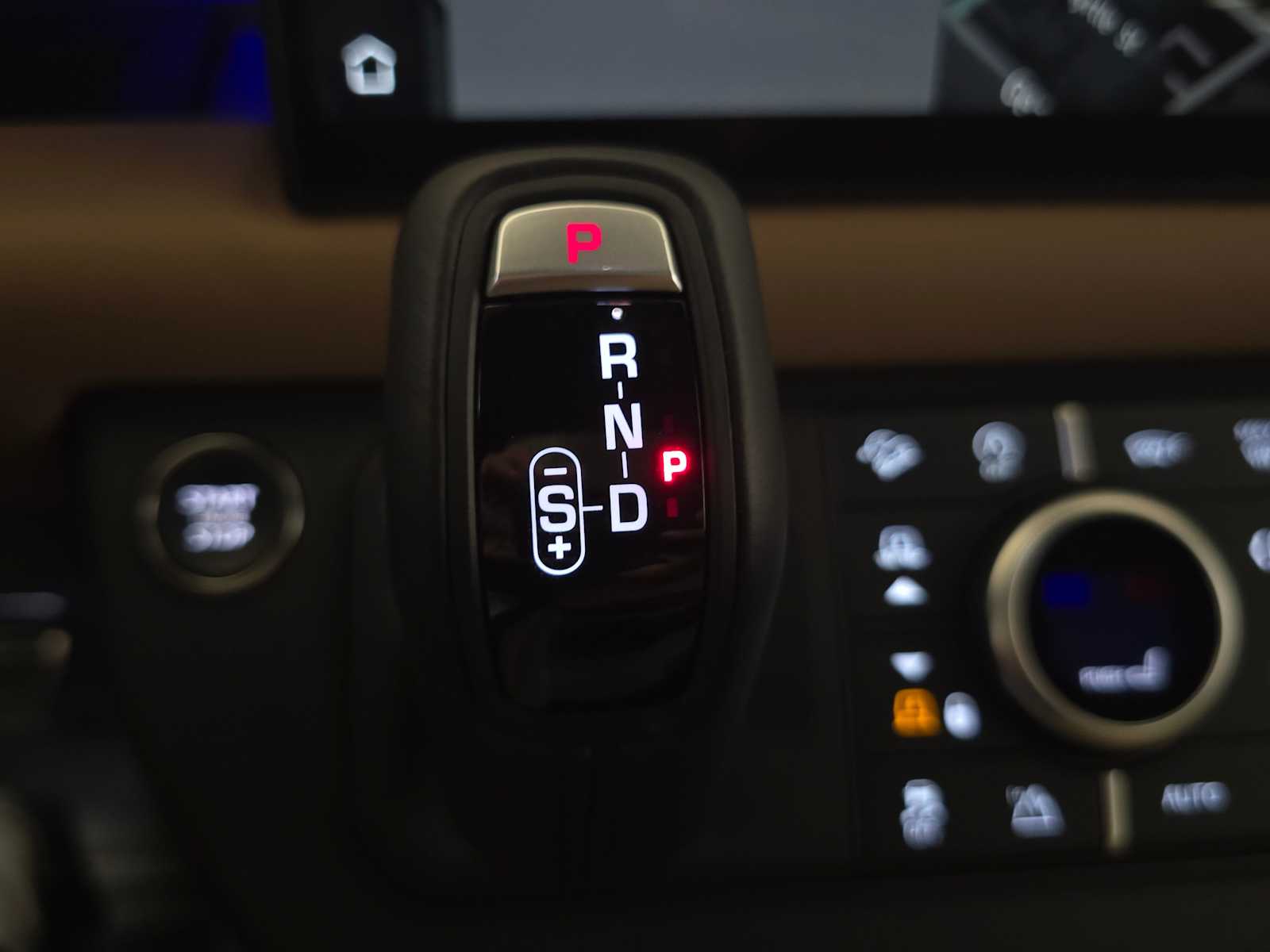 2025 Land Rover Defender X - Photo 34