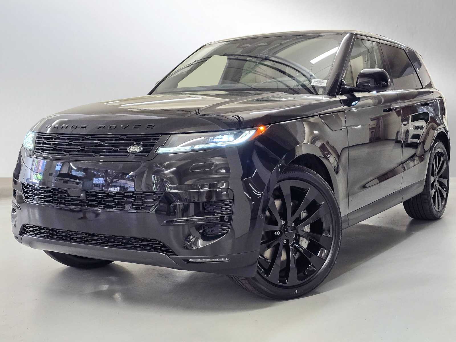 2026 Land Rover Range Rover Sport P360 SE MHEV's photo
