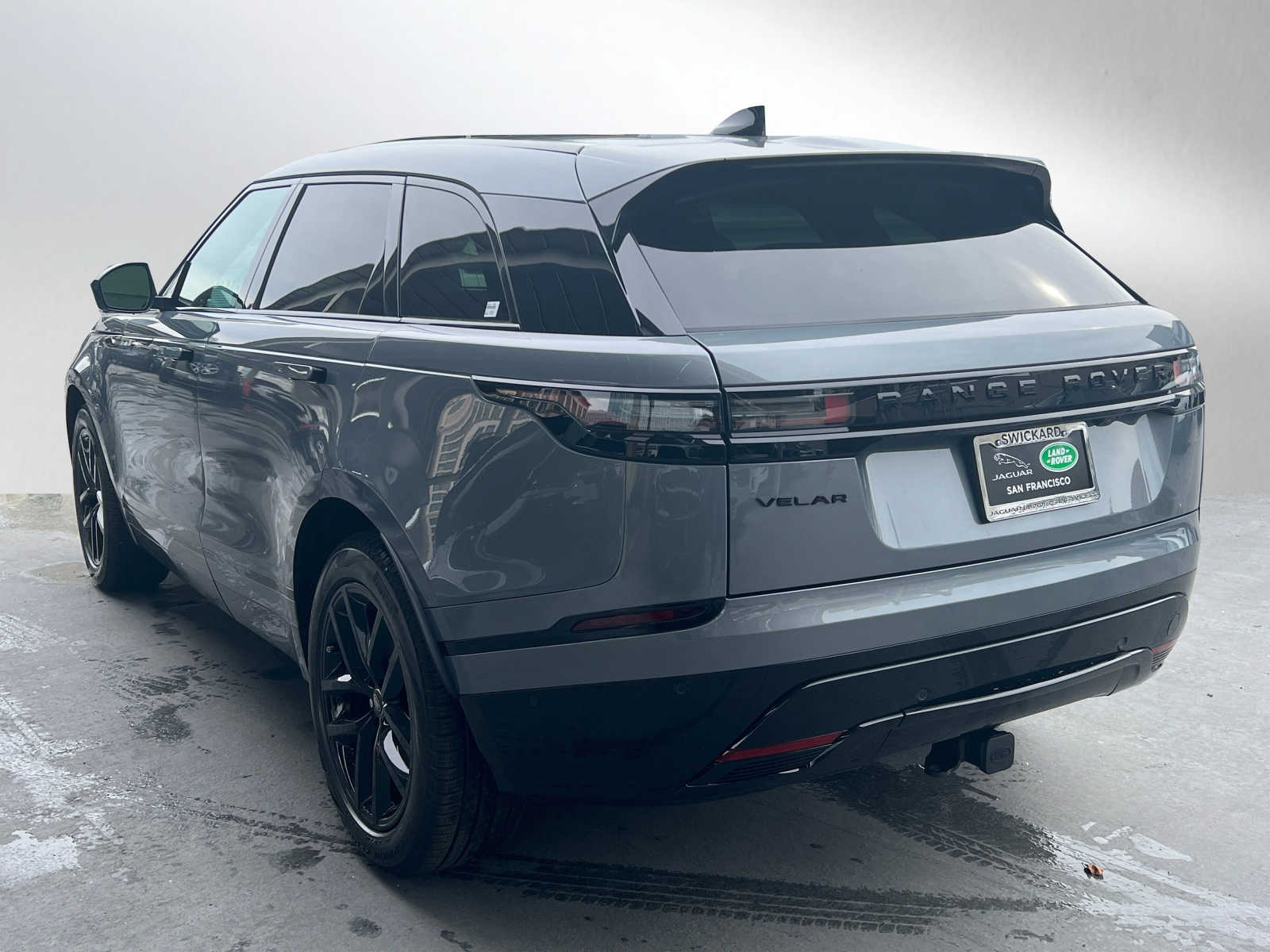 2024 Land Rover Range Rover Velar SE photo 3
