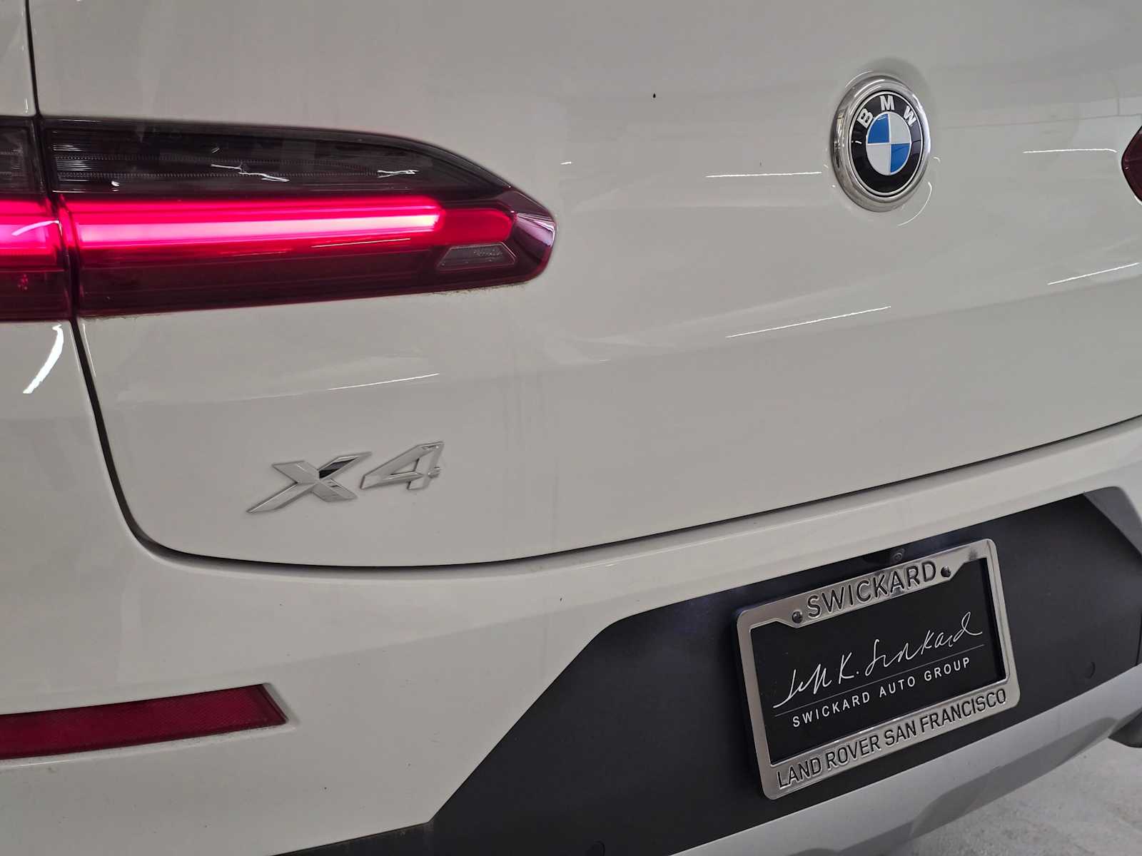 2025 BMW X4 30i - Photo 13