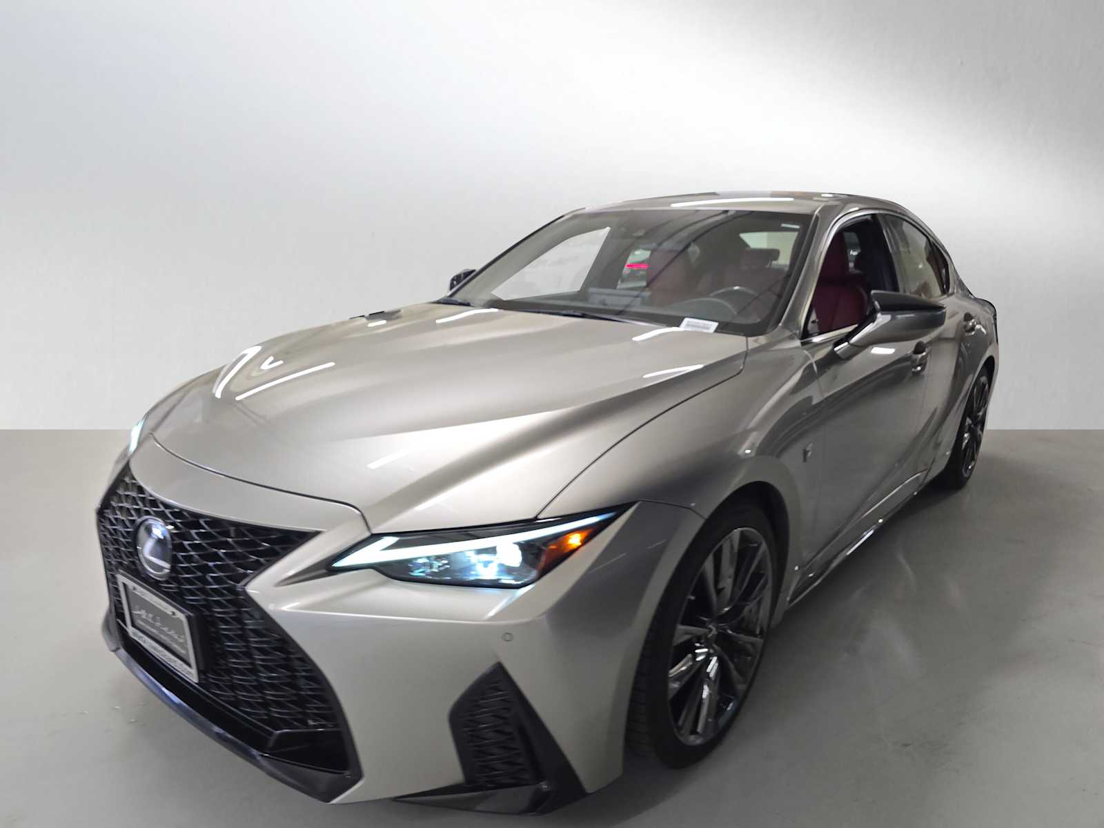 2022 Lexus IS 350 F SPORT photo 3