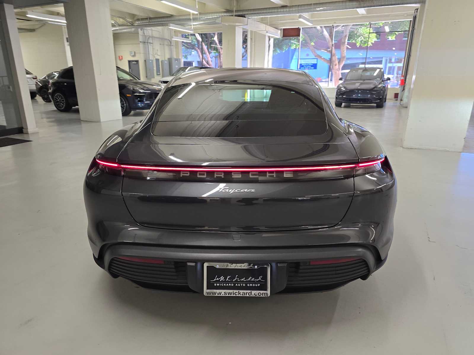 2022 Porsche Taycan Turbo photo 4