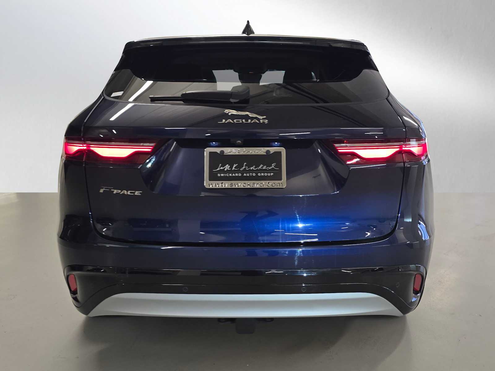 2023 Jaguar F-PACE P250 S photo 2