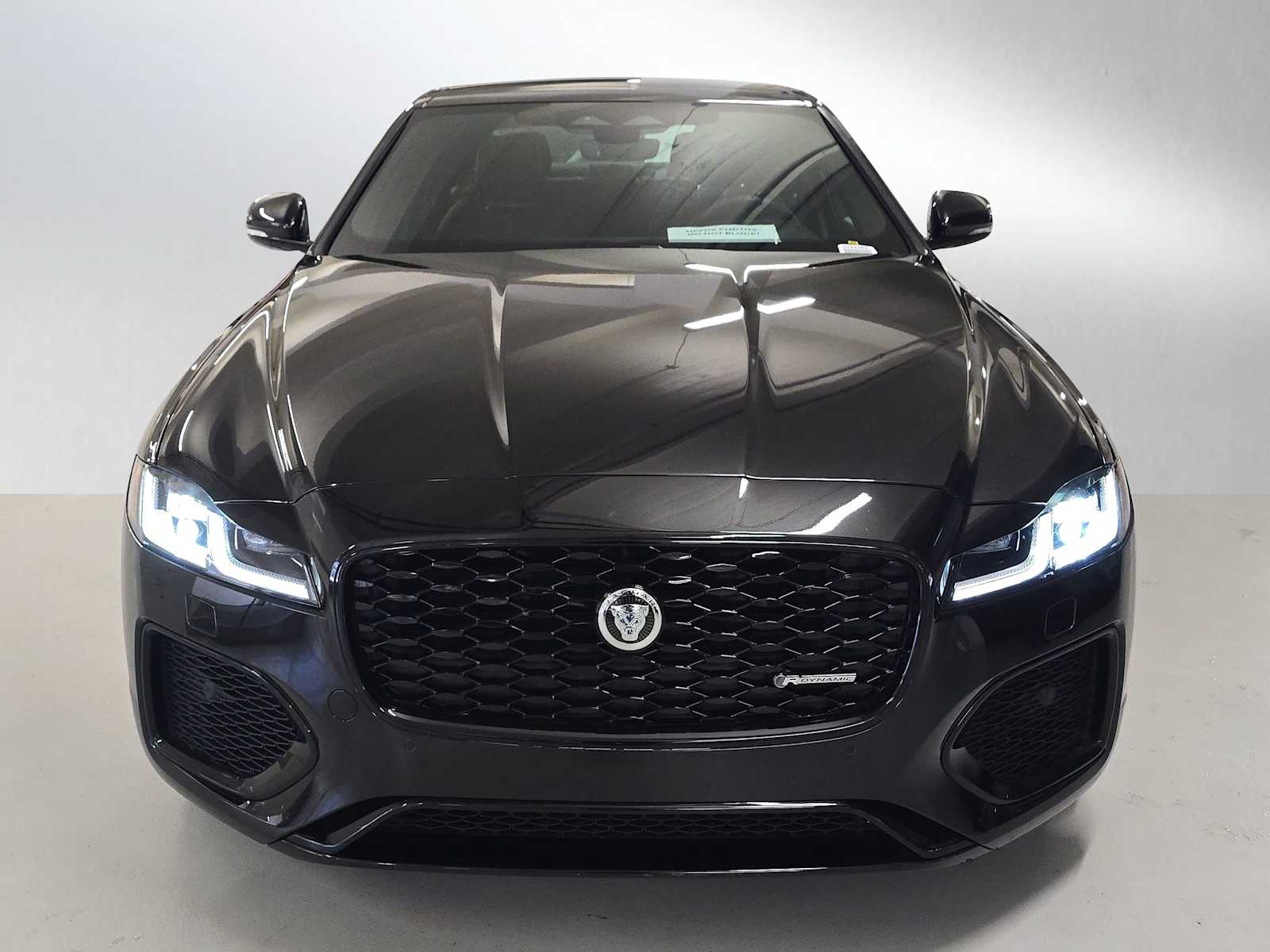 2024 Jaguar XF P300 R-Dynamic SE photo 2