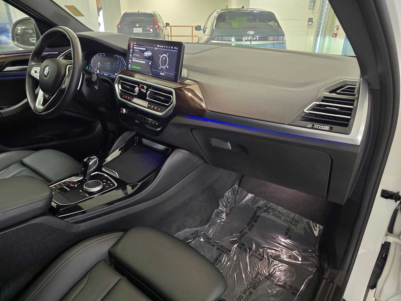 2025 BMW X4 30i - Photo 10