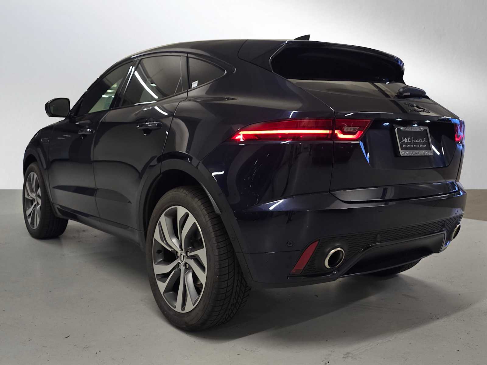 2024 Jaguar E-PACE P250 R-Dynamic SE photo 2