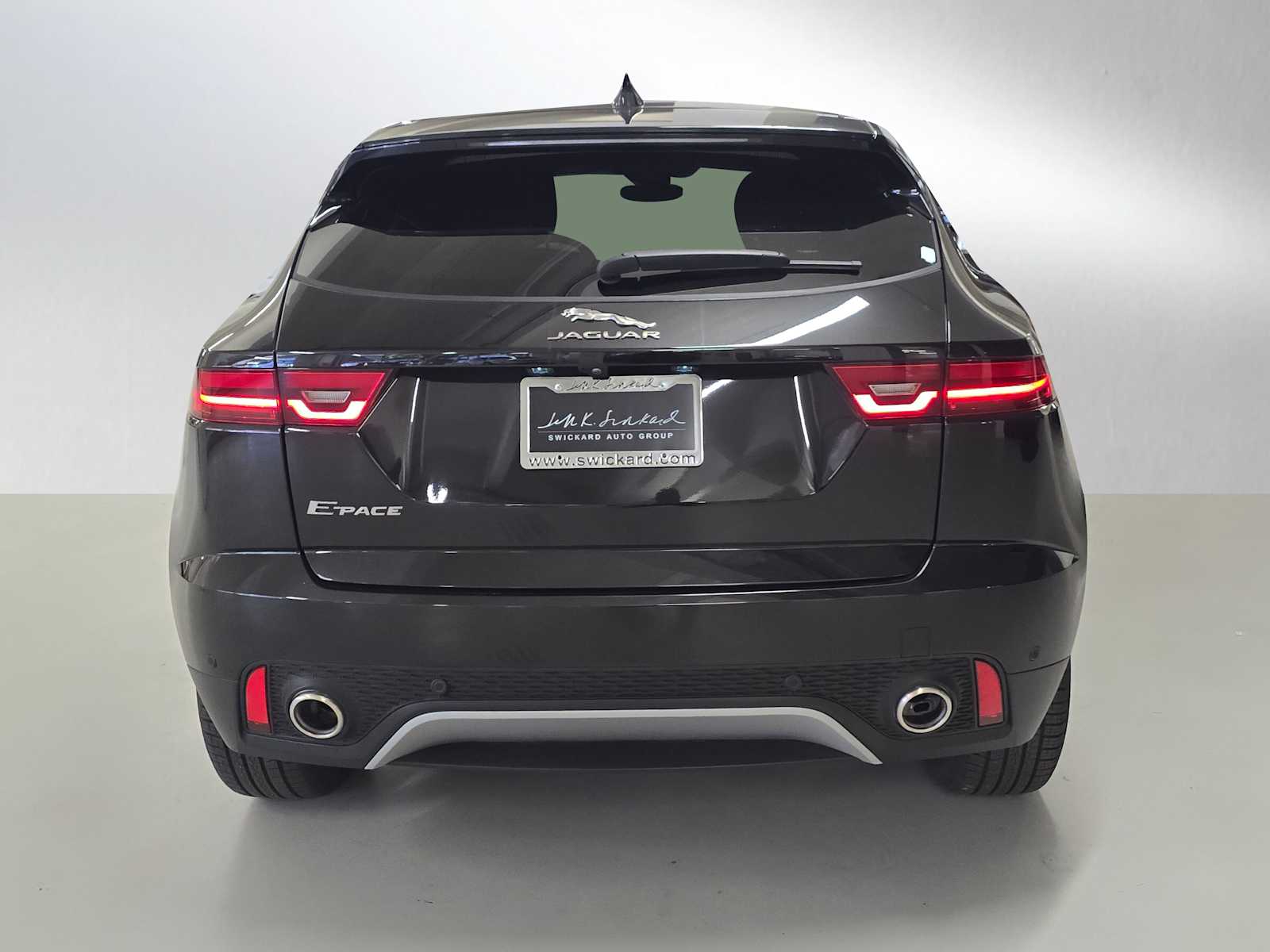 2023 Jaguar E-PACE P250 SE photo 4