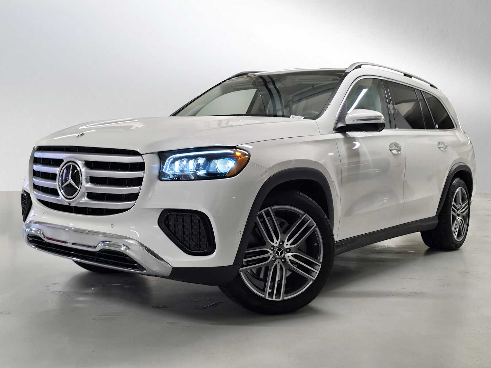 2025 Mercedes-Benz GLS