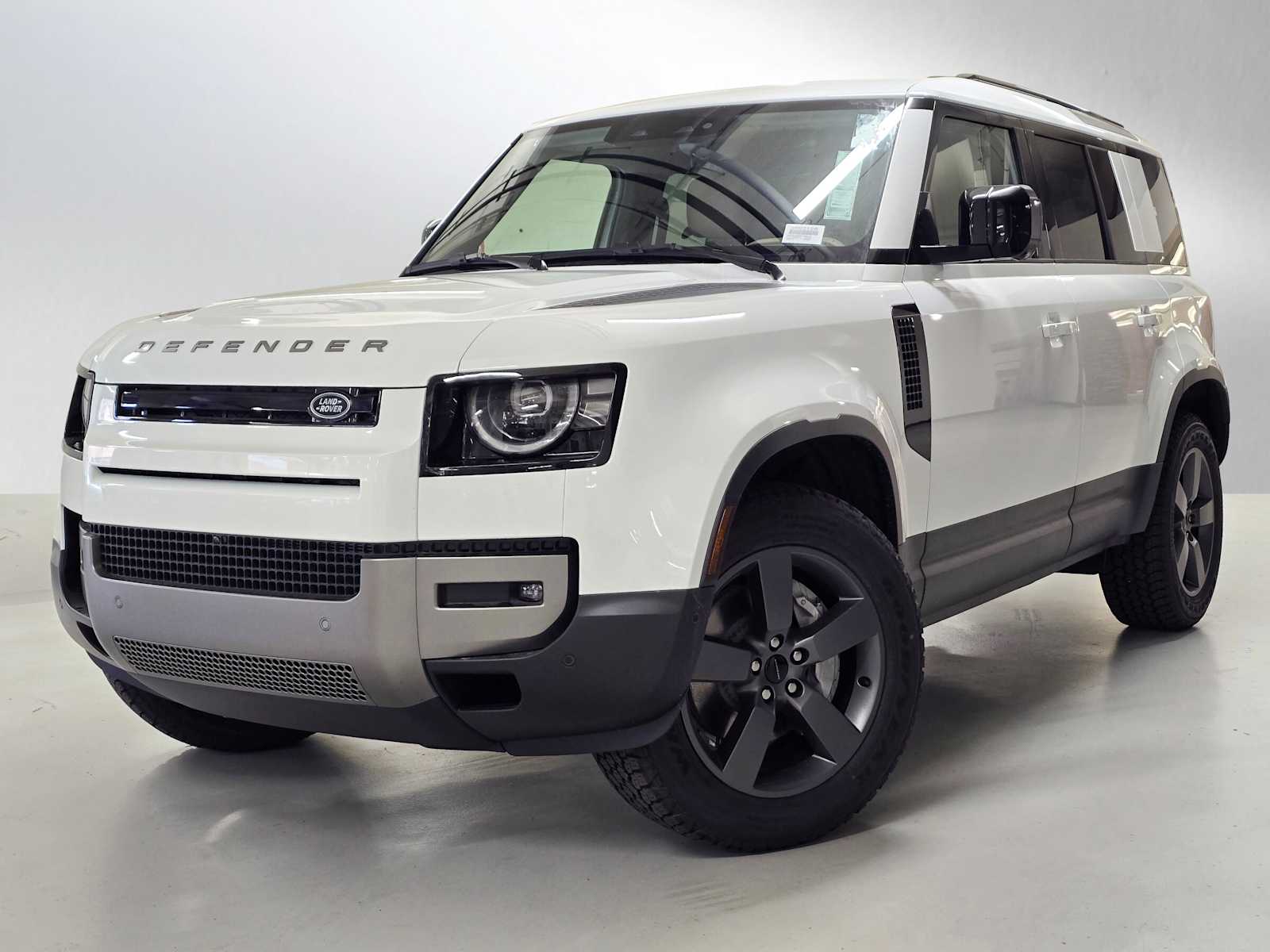2026 Land Rover Defender 110 S P300's photo