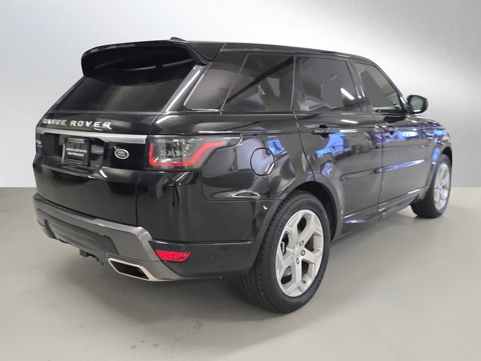 2019 Land Rover Range Rover Sport HSE photo 3