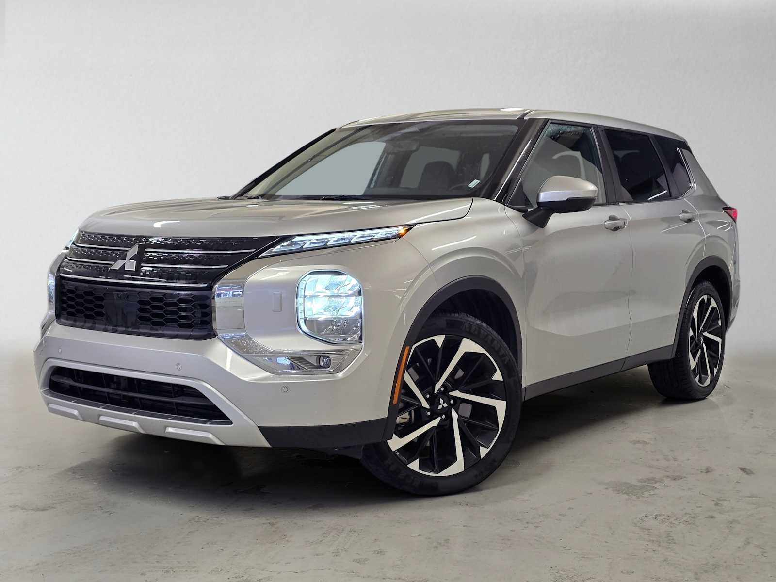2024 Mitsubishi Outlander