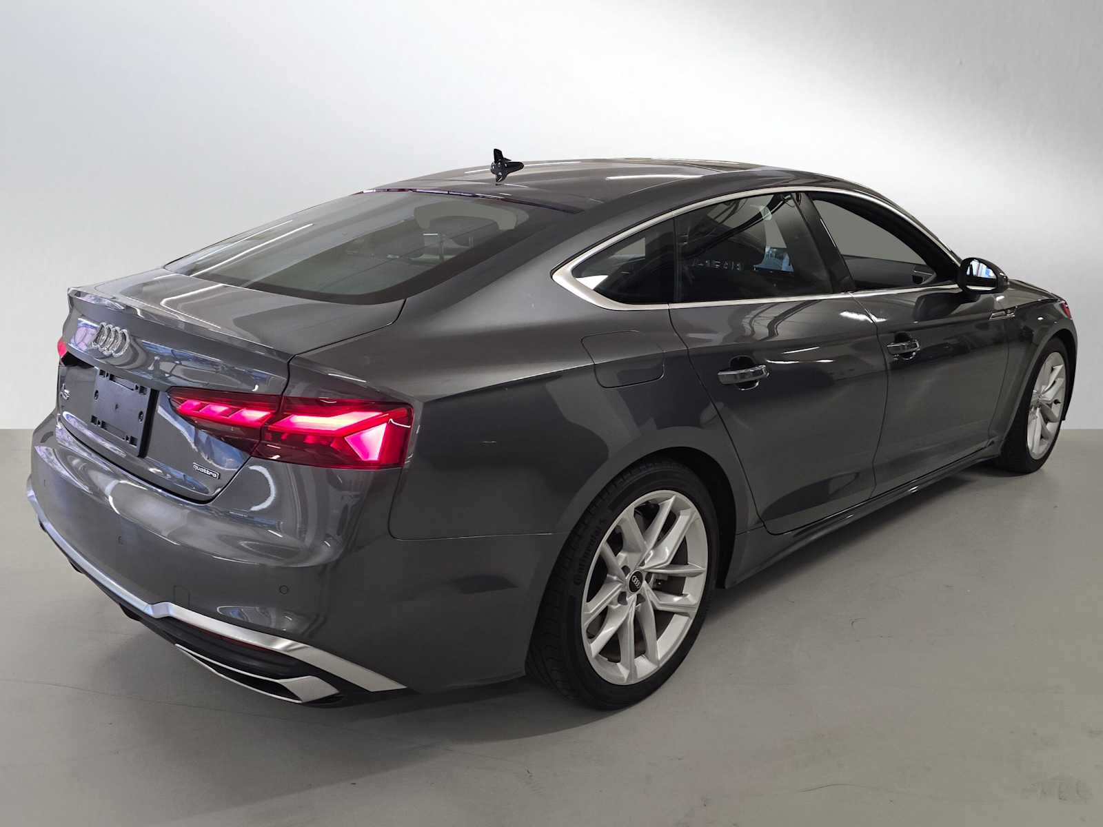2023 Audi A5 45 S line Premium Plus photo 3