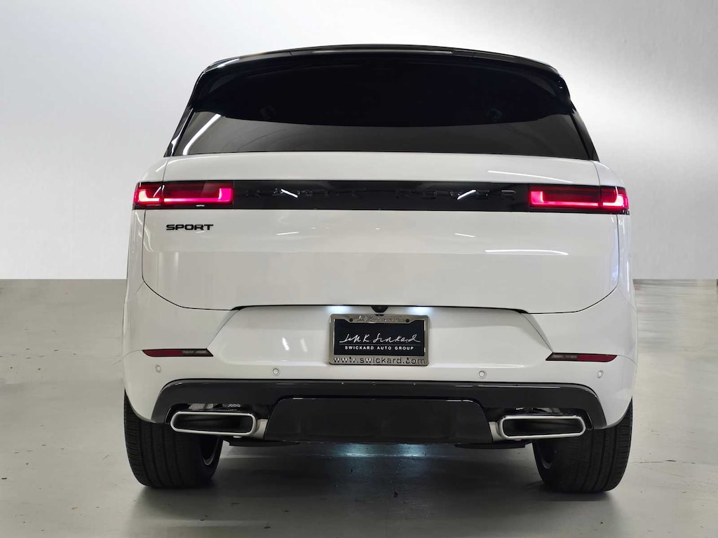 New 2025 Land Rover Range Rover Sport Dynamic SE
