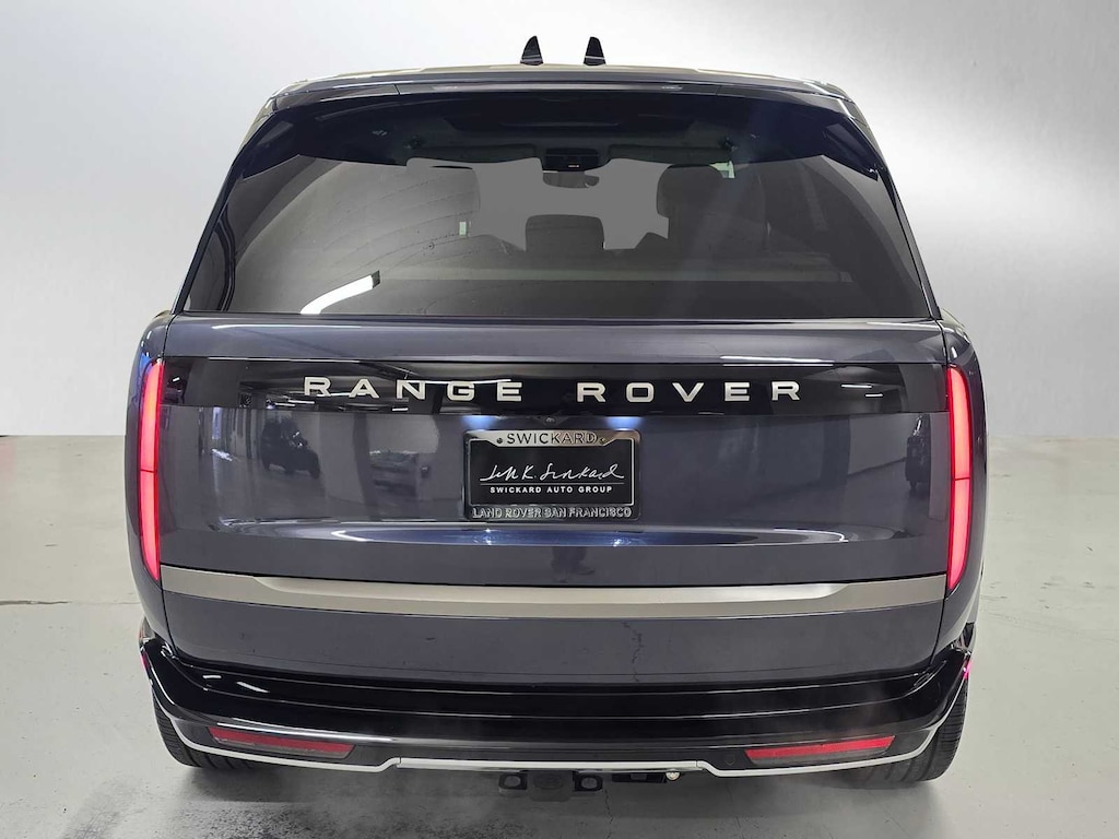 New 2026 Land Rover Range Rover SE SUV