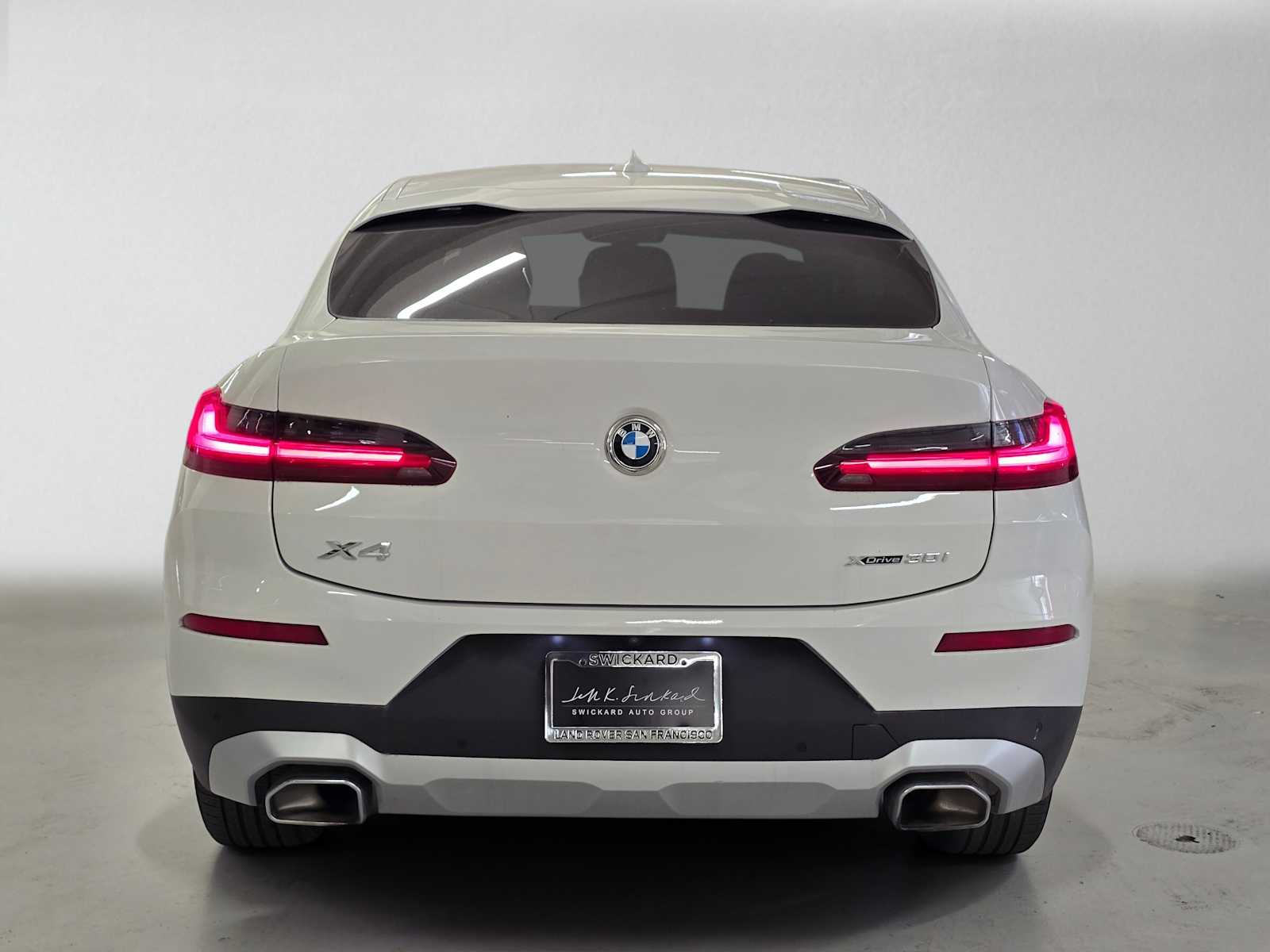 2025 BMW X4 30i - Photo 4