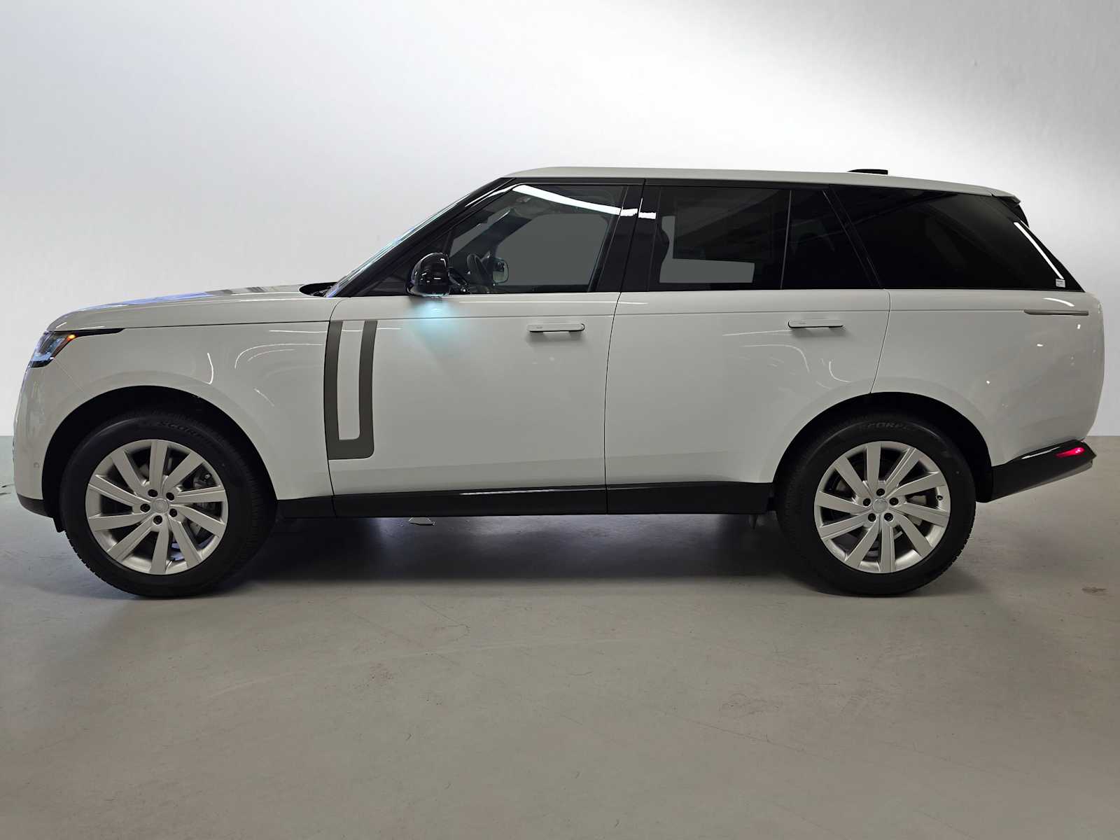 Certified 2025 Land Rover Range Rover SE with VIN SALKP9FU1SA312014 for sale in San Francisco, CA
