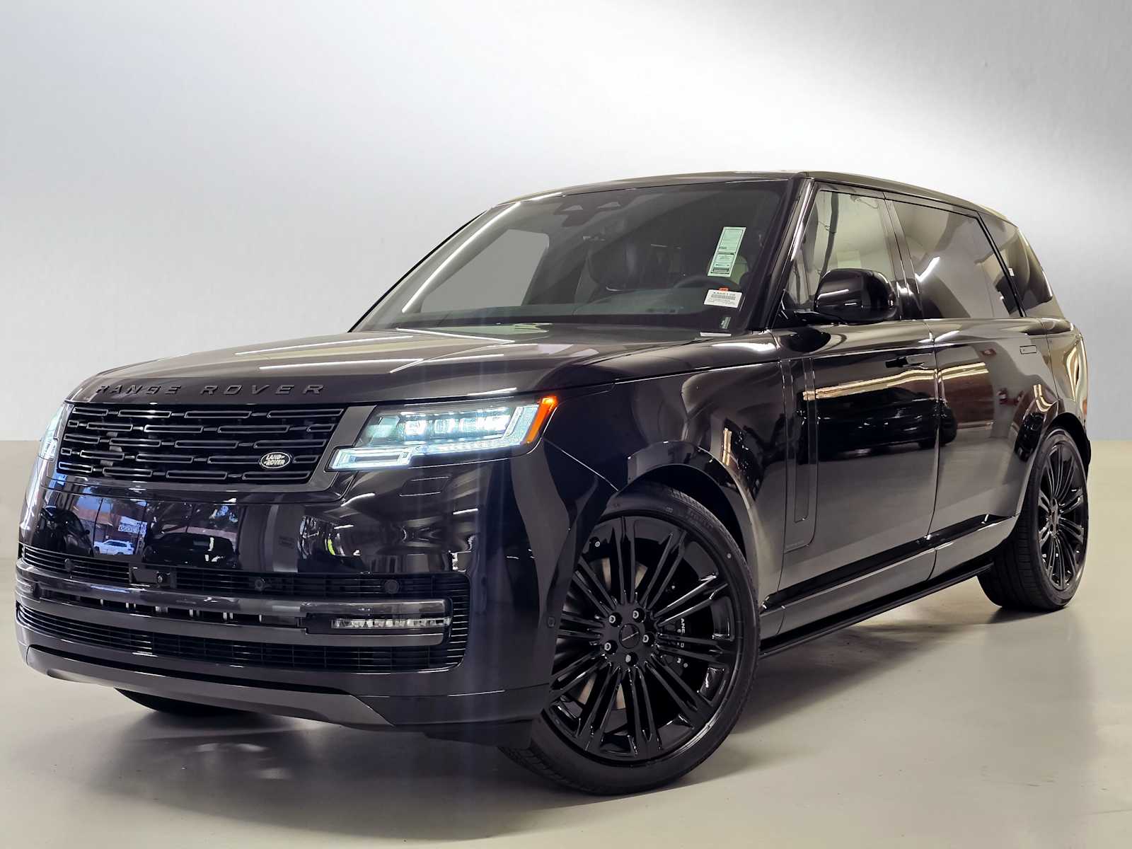 2026 Land Rover Range Rover 4.4 Autobiography LWB 5's photo