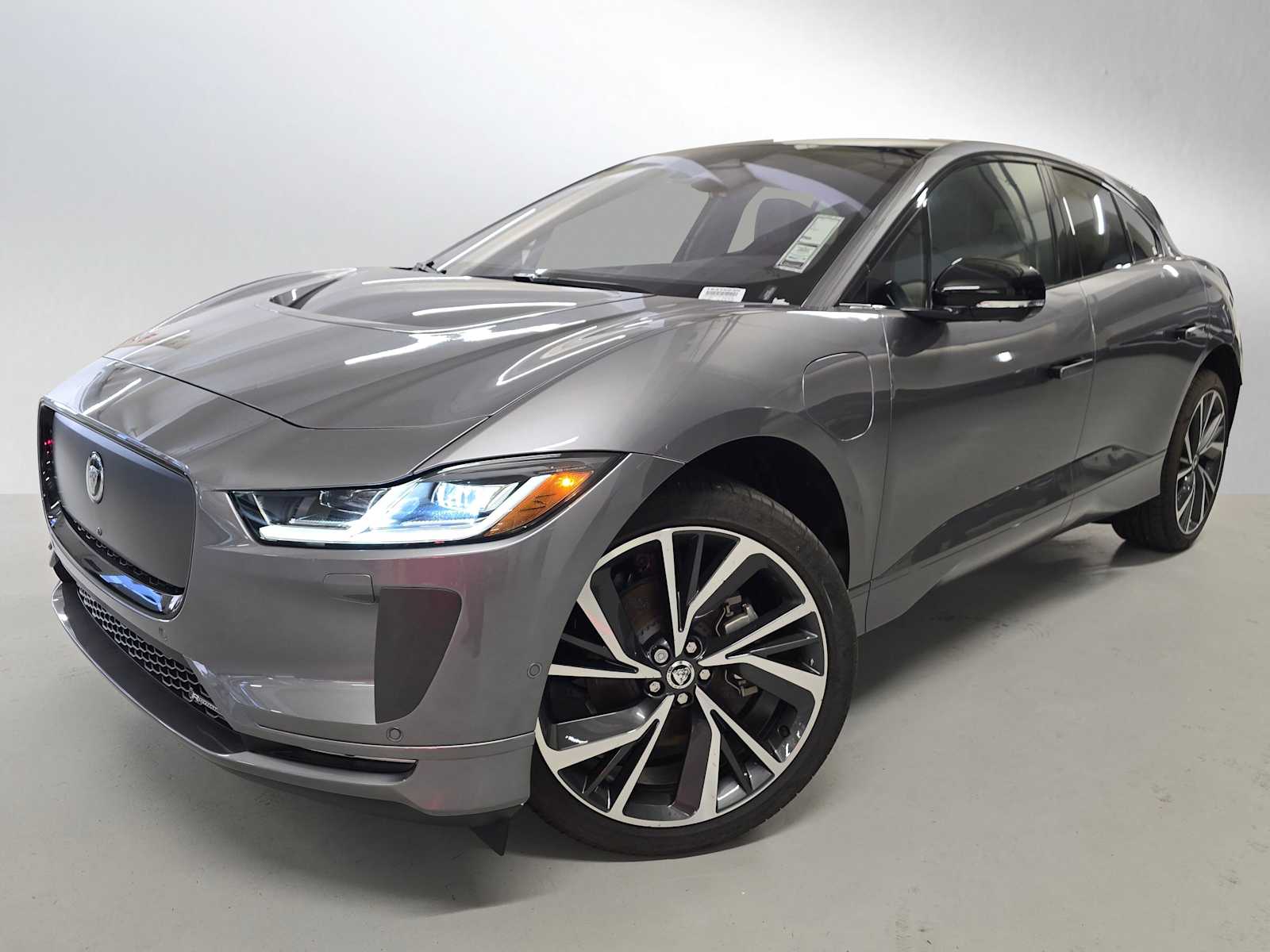 2024 Jaguar I-PACE HSE photo 3