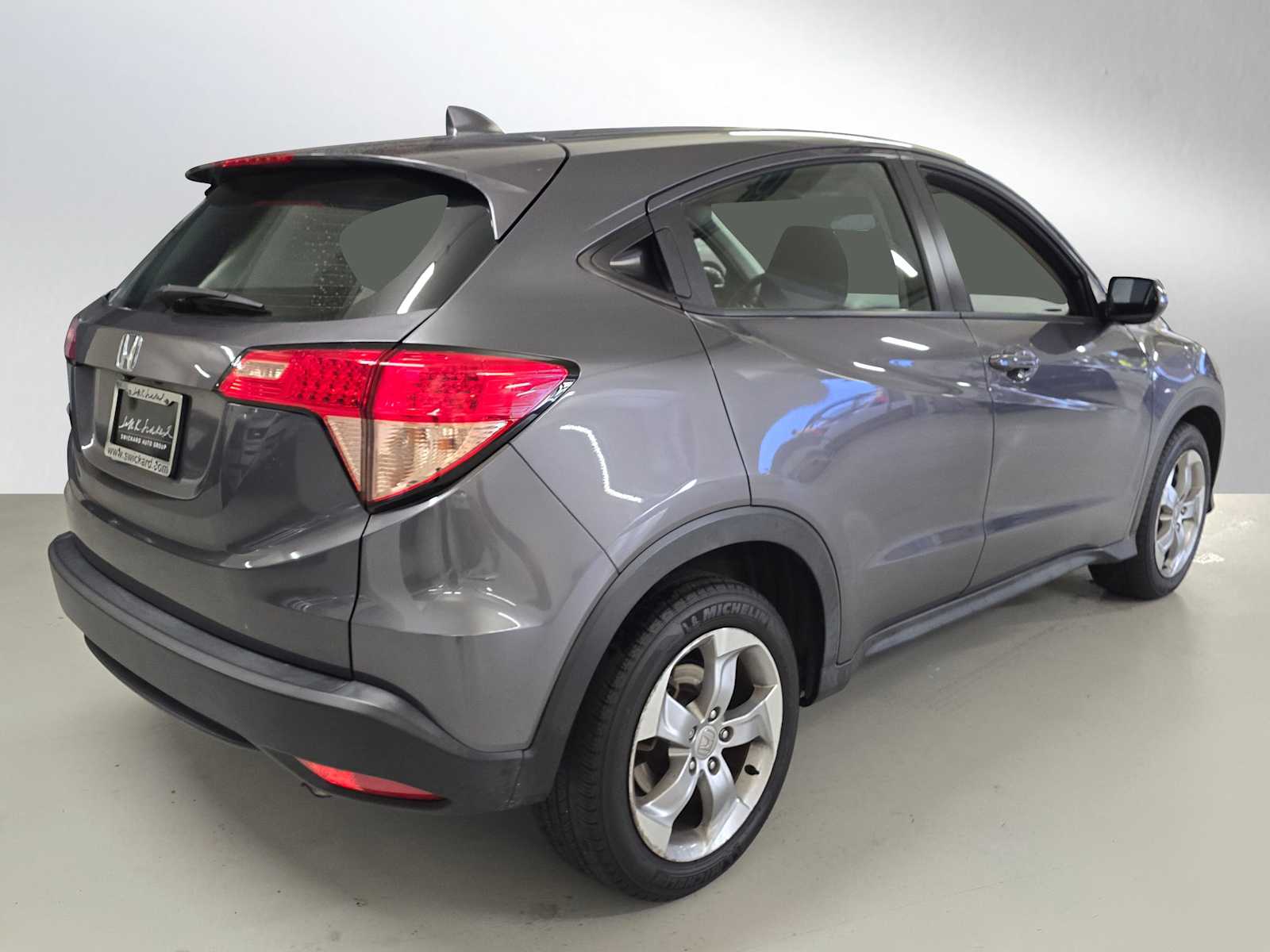 2017 Honda HR-V LX 2WD photo 3